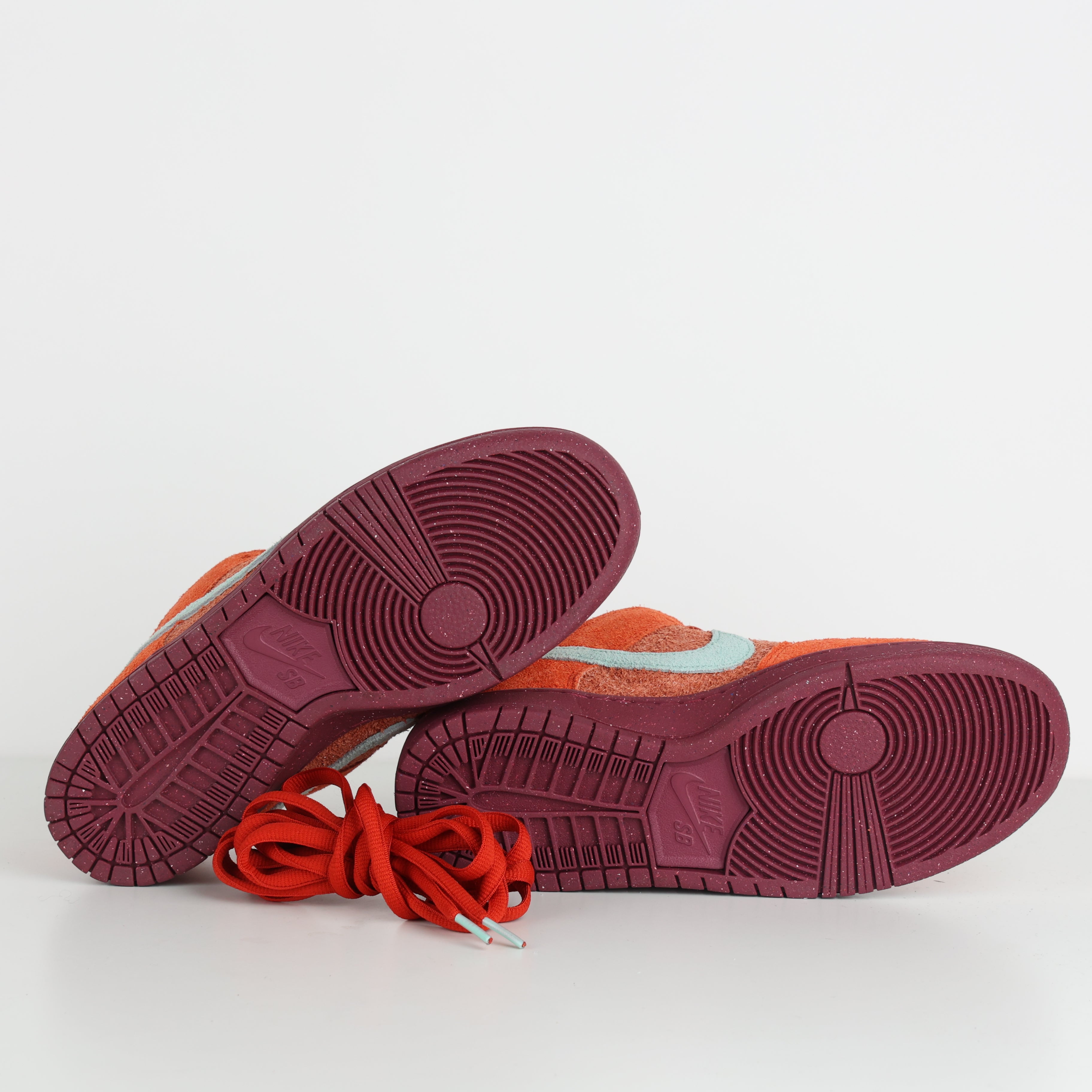 Trainers , Shoe Size 39
