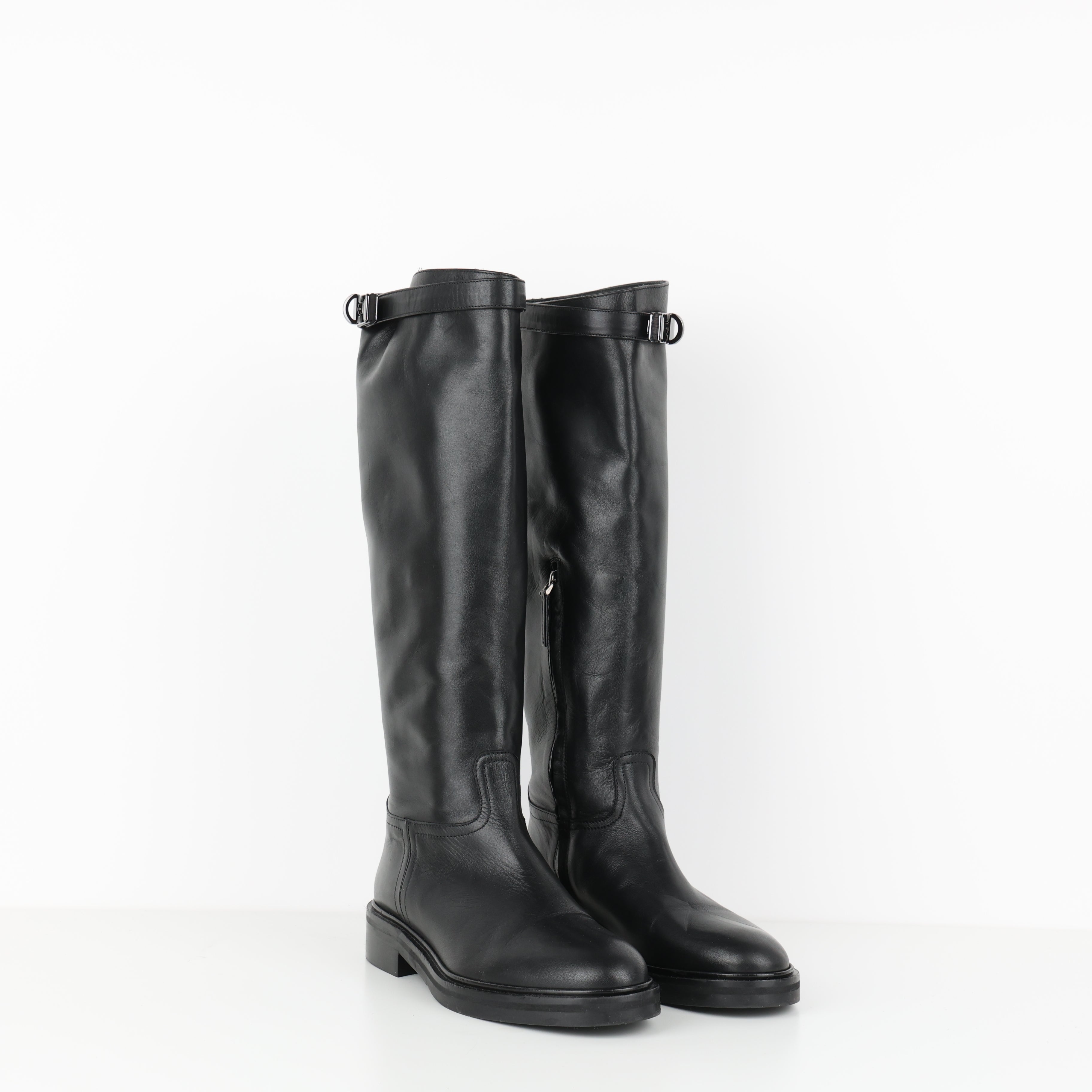 Boots , Shoe Size 38