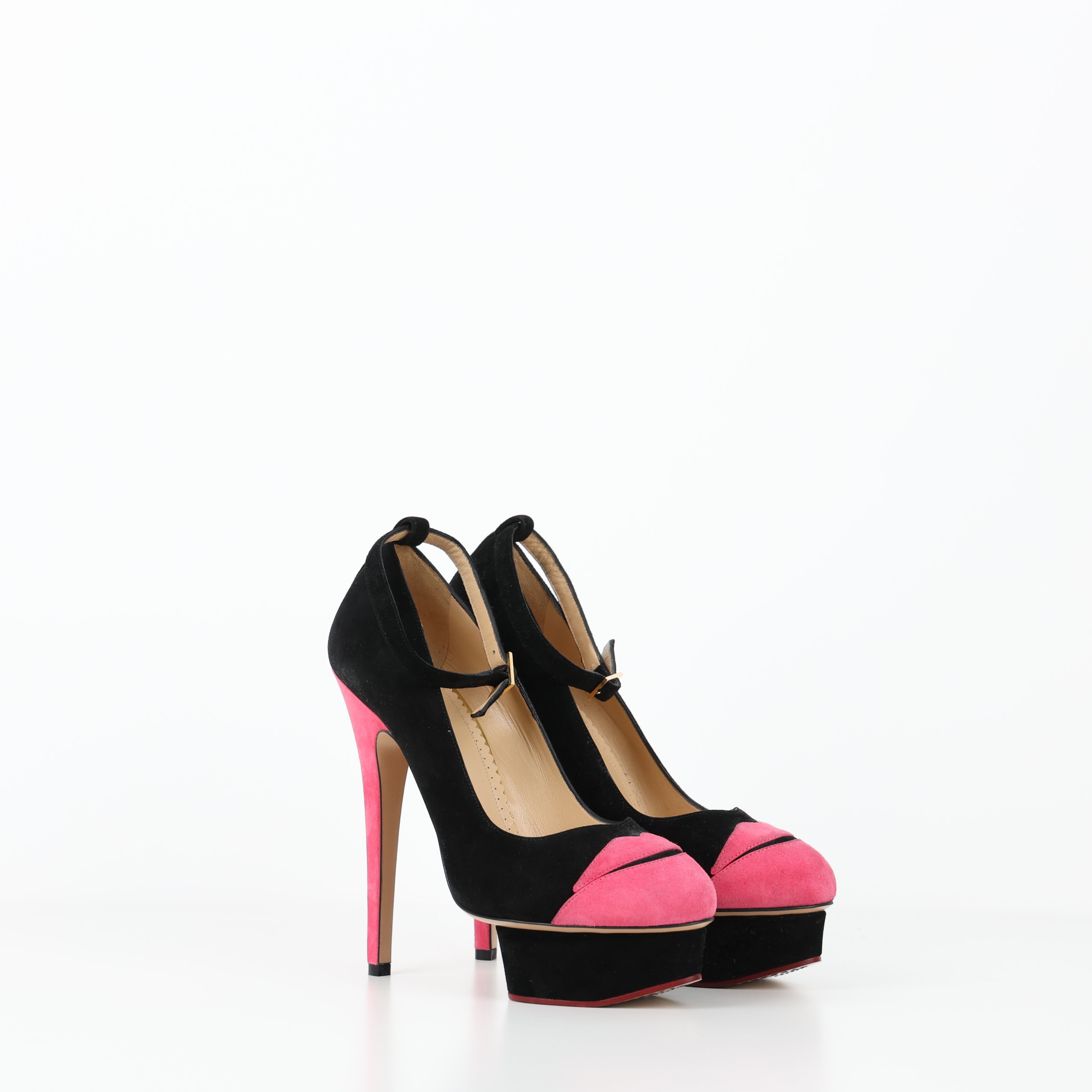 Heels , Shoe Size 38