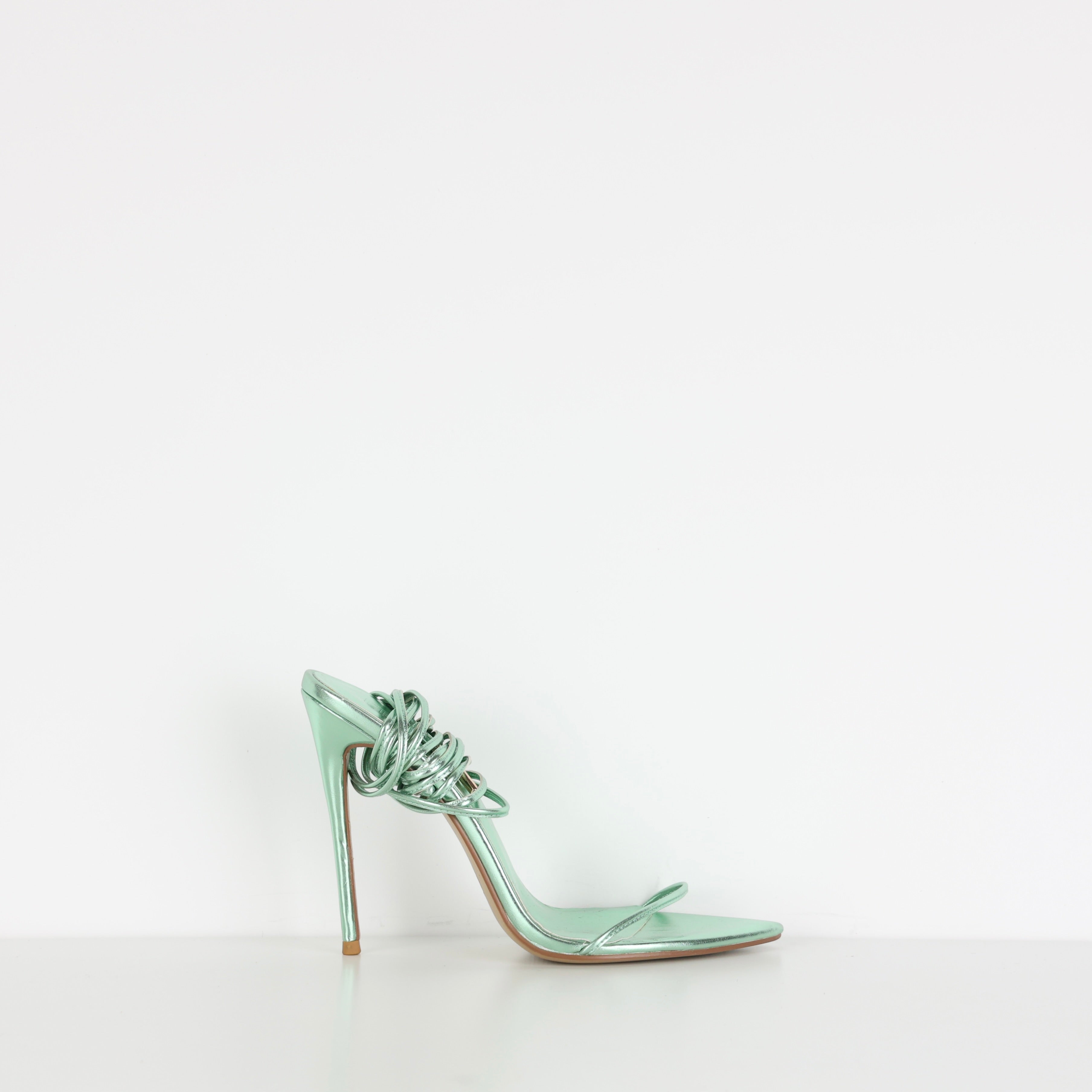 Heels , Shoe Size 39