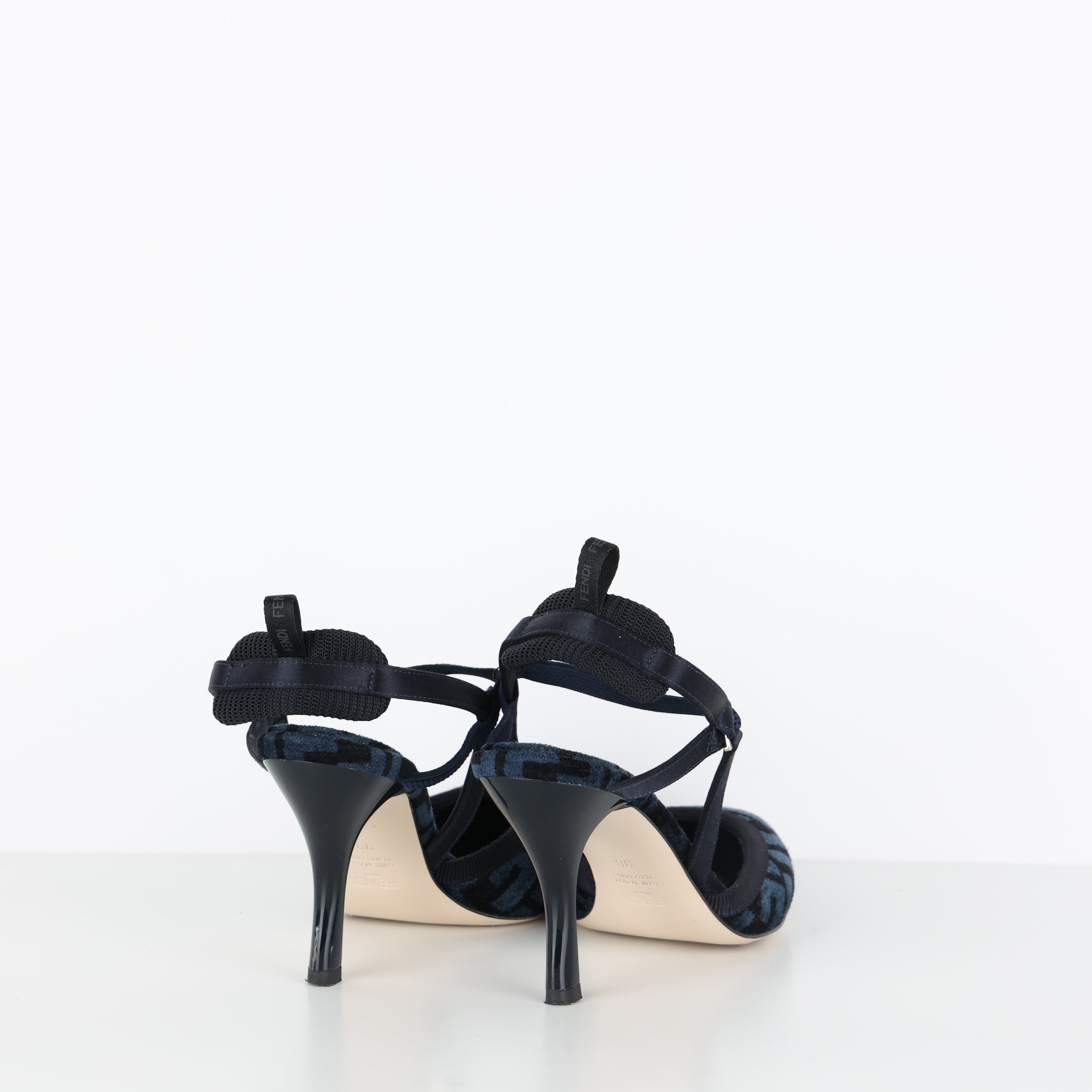 Heels , Shoe Size 38