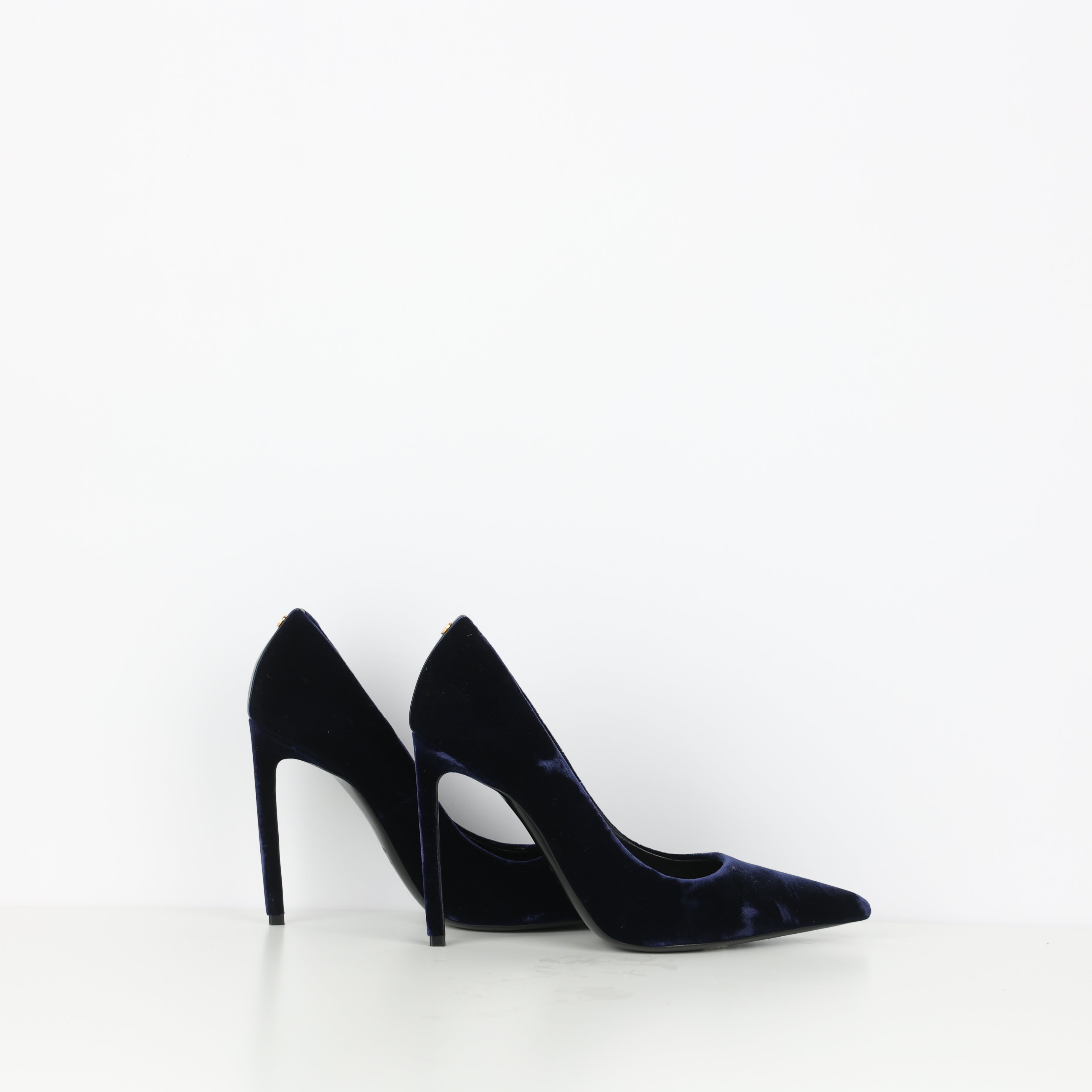 Heels , Shoe Size 38.5
