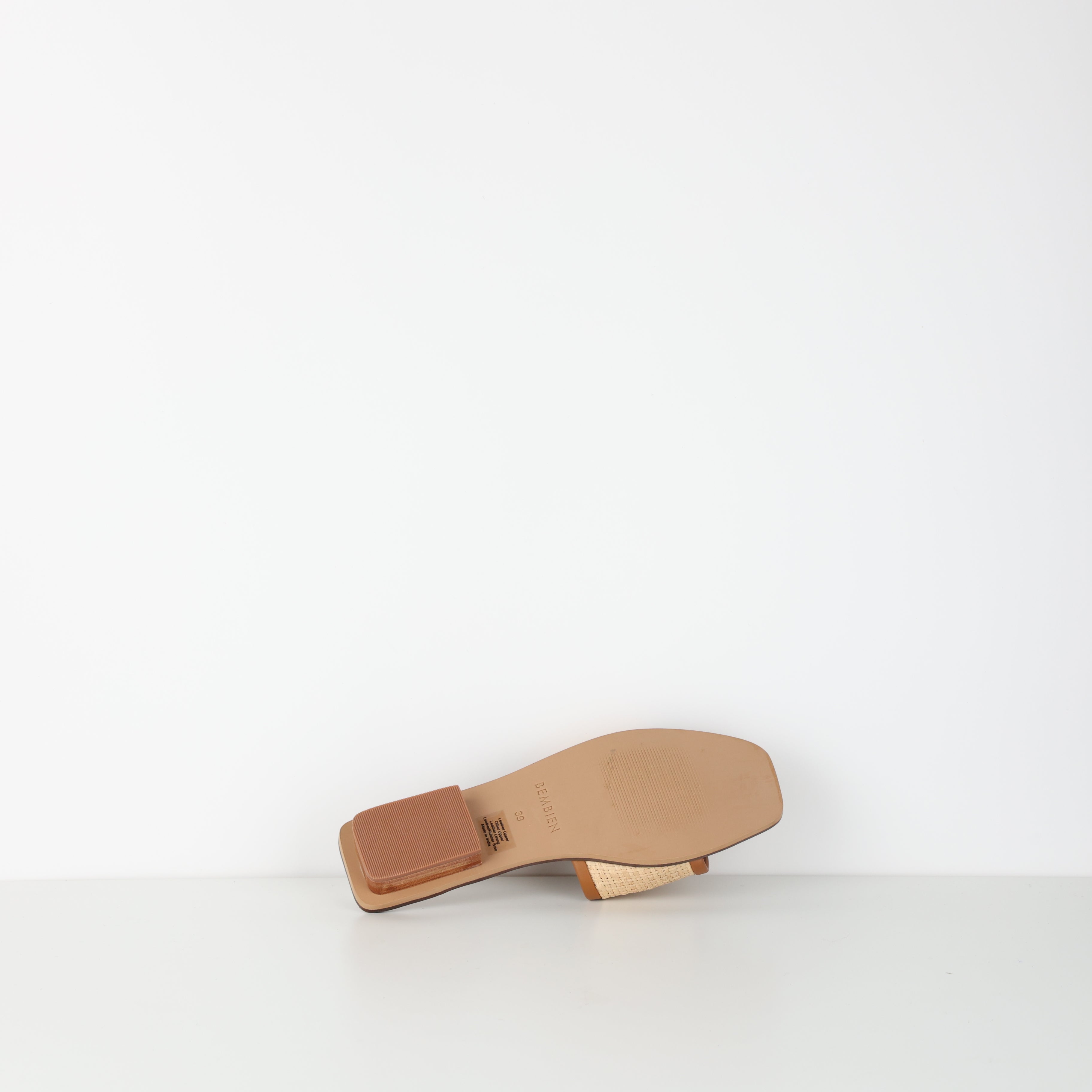 Flats , Shoe Size 39
