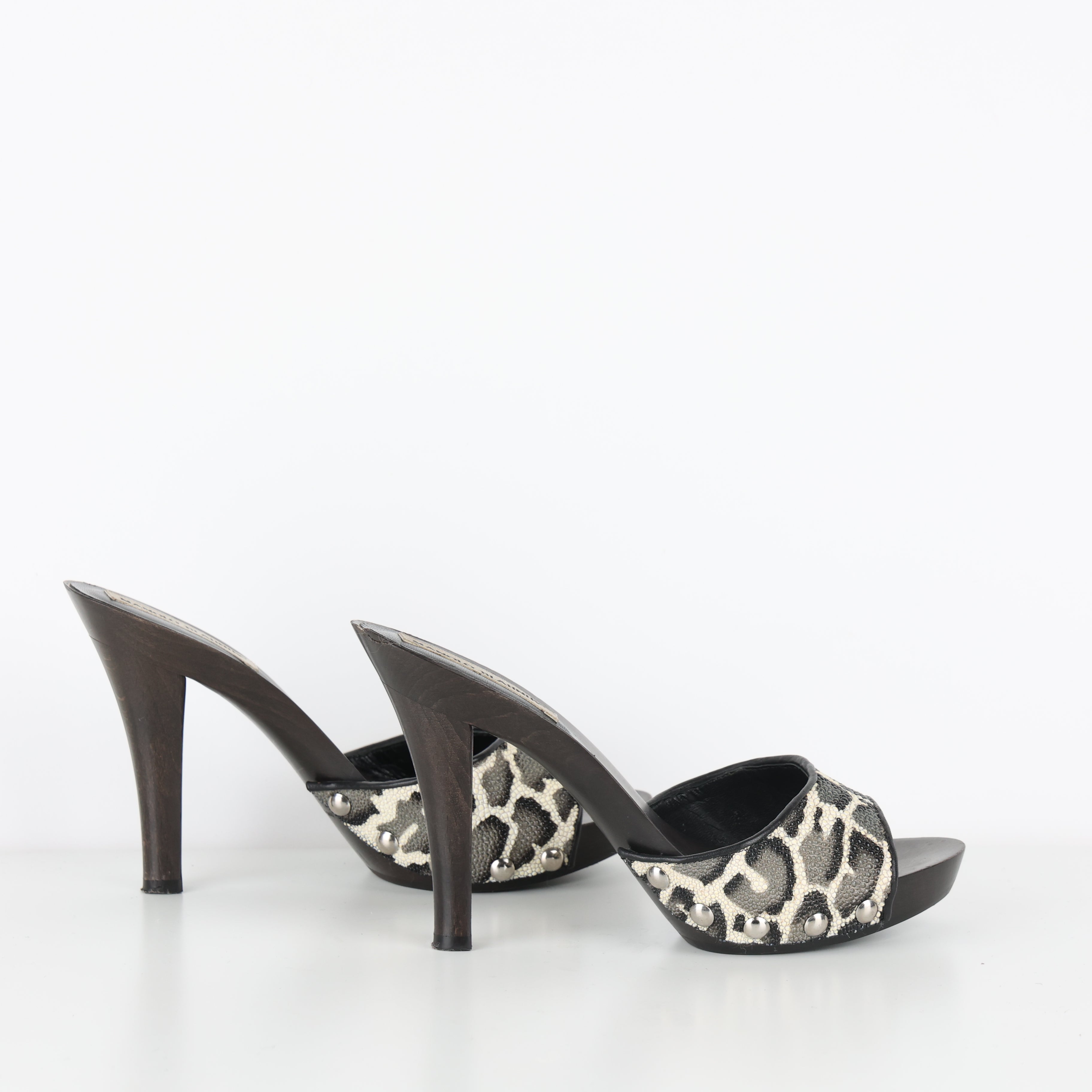 Heels , Shoe Size 38