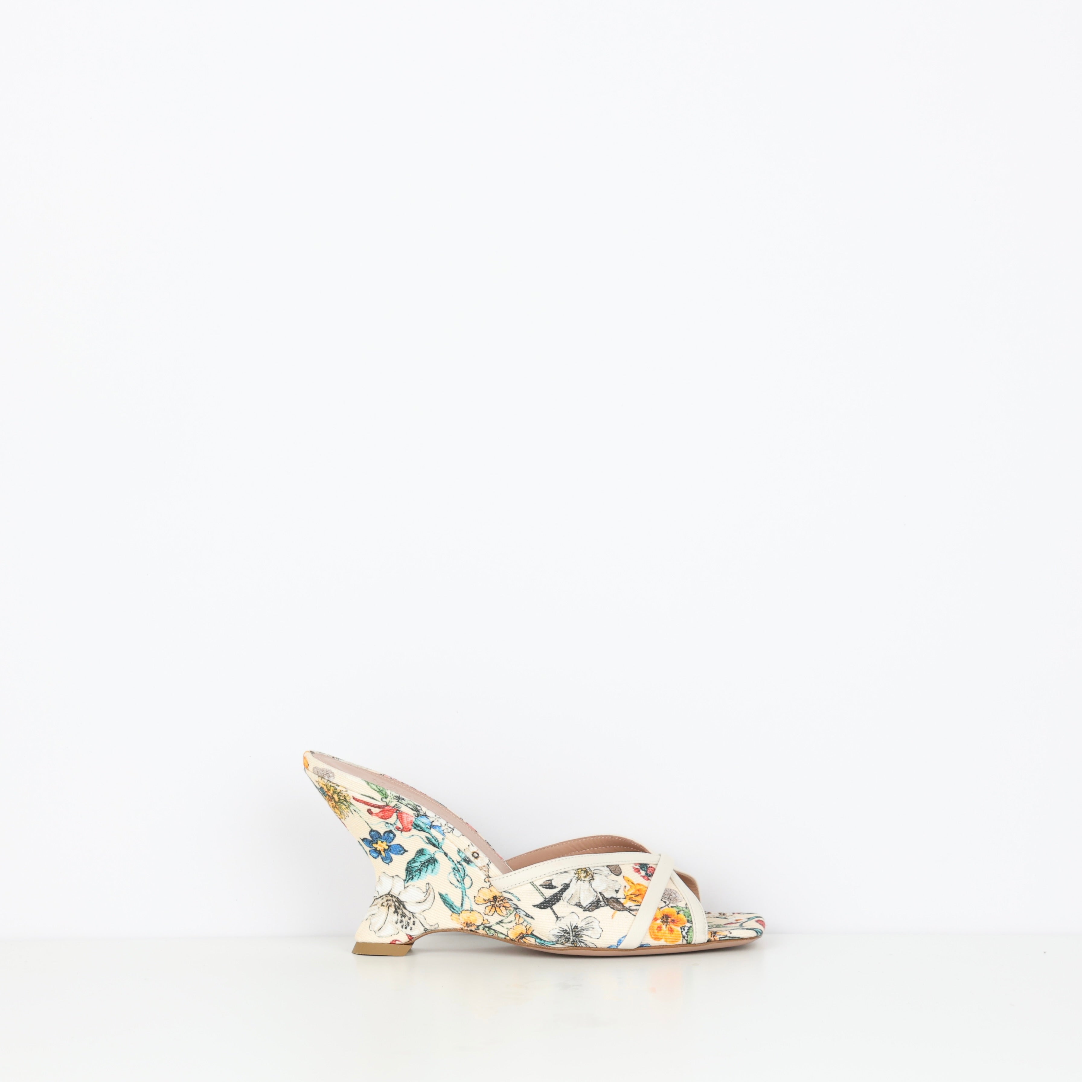 Heels , Shoe Size 39