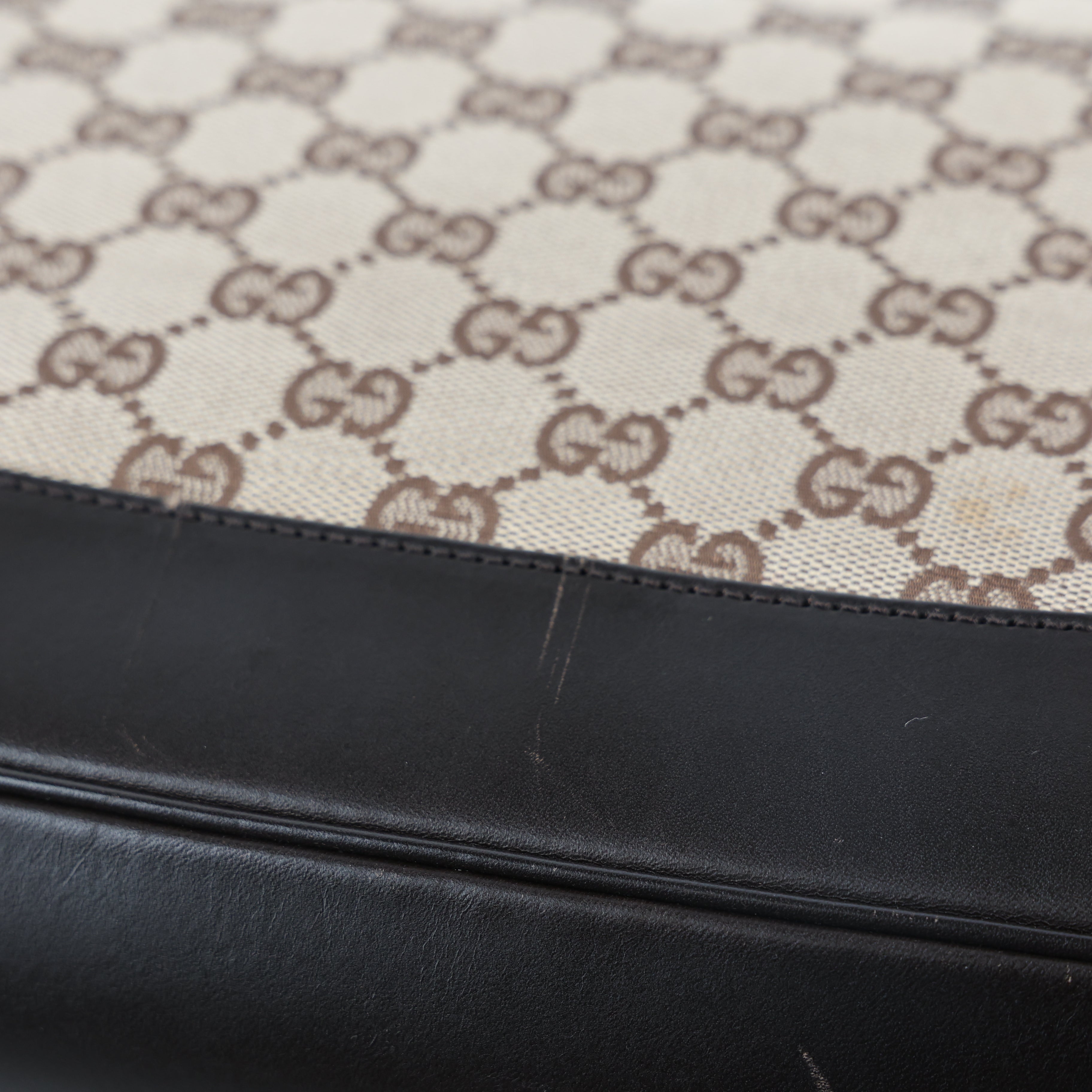 Guccie , Jackie O Bag