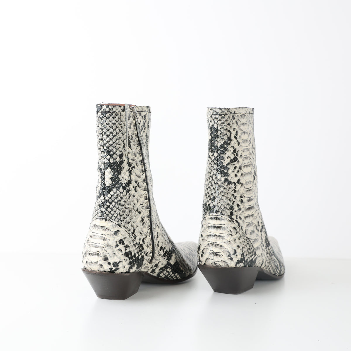 Boots , Shoe Size 39