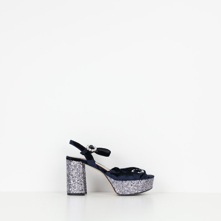 Heels , Shoe Size 37