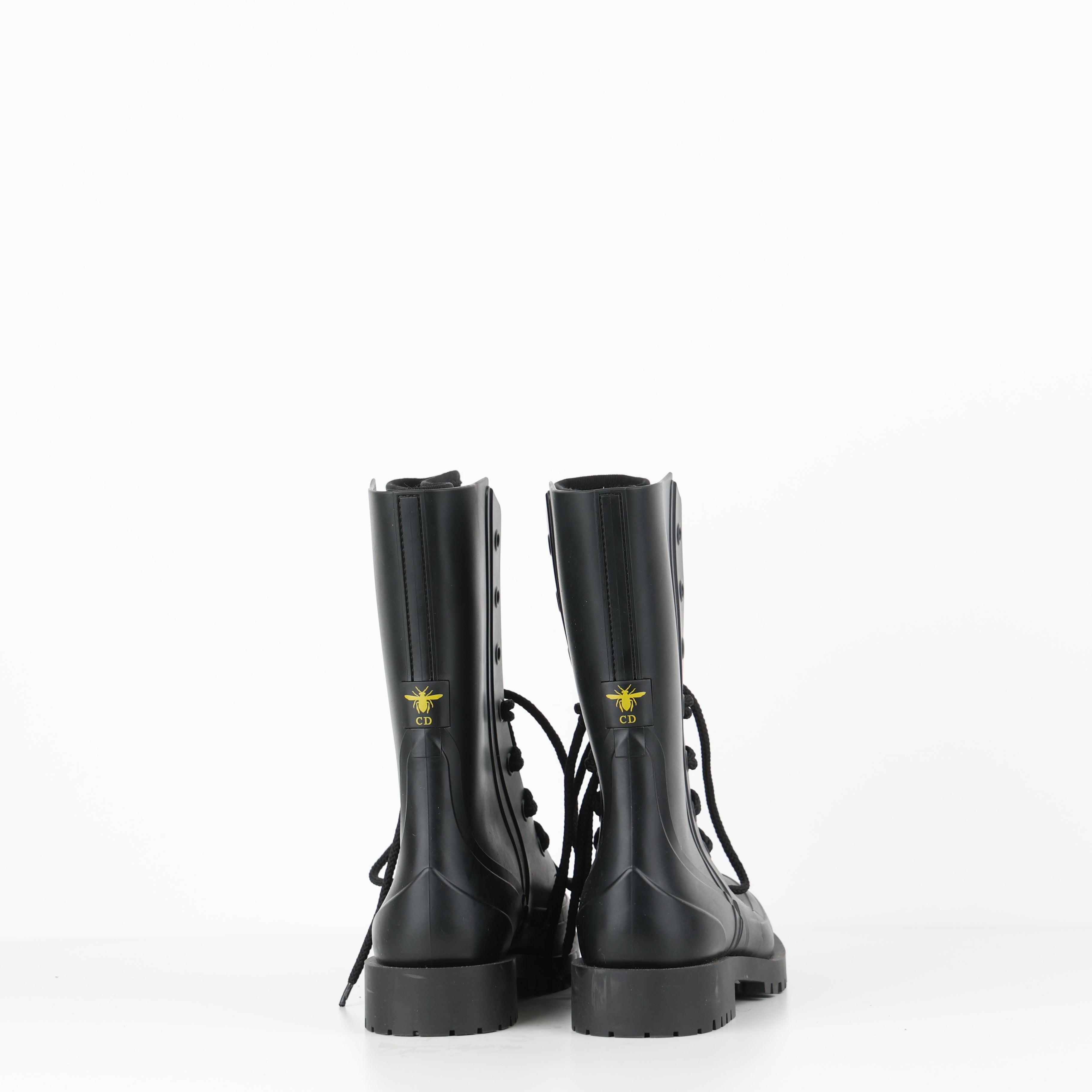 Boots , Shoe Size 37