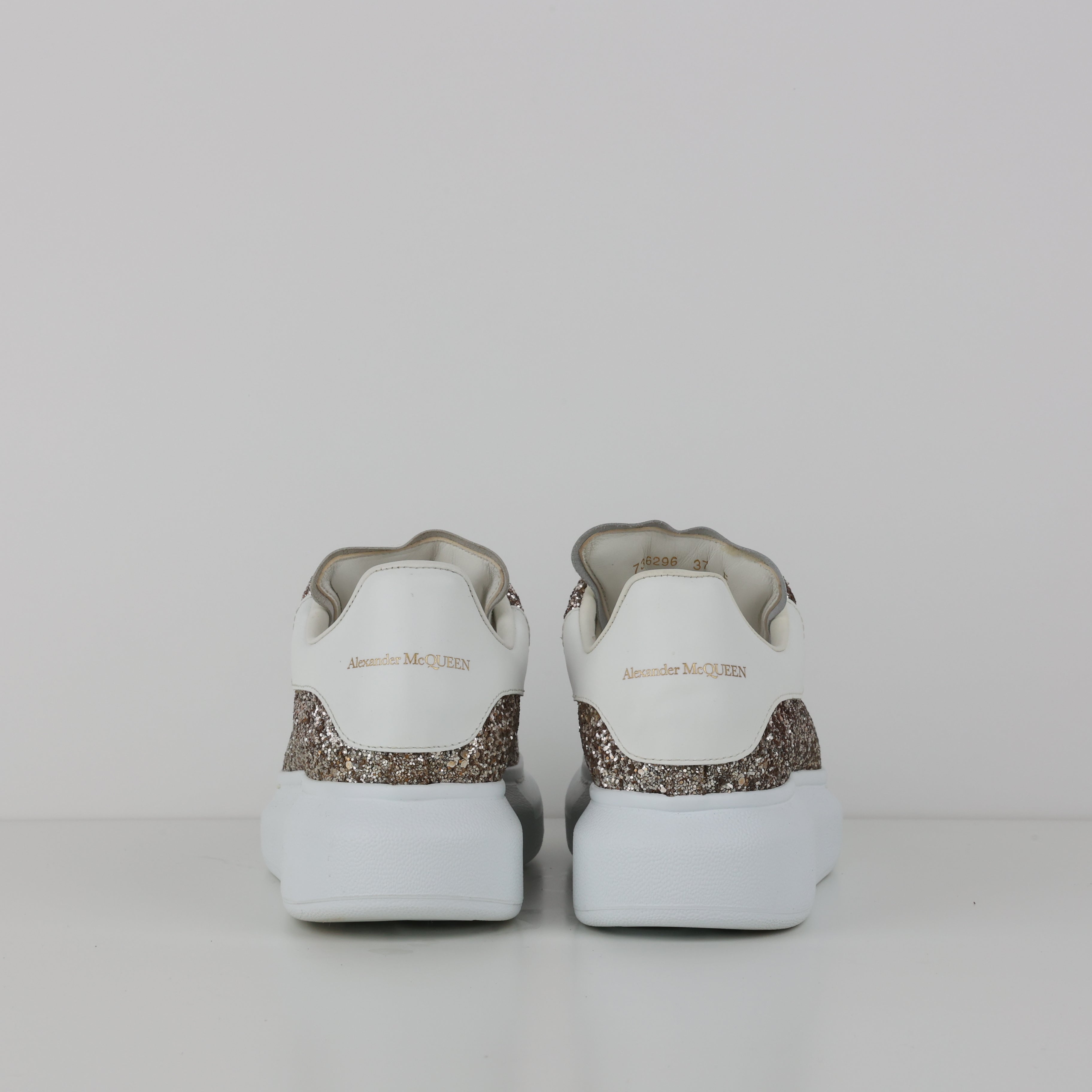 Trainers , Shoe Size 37