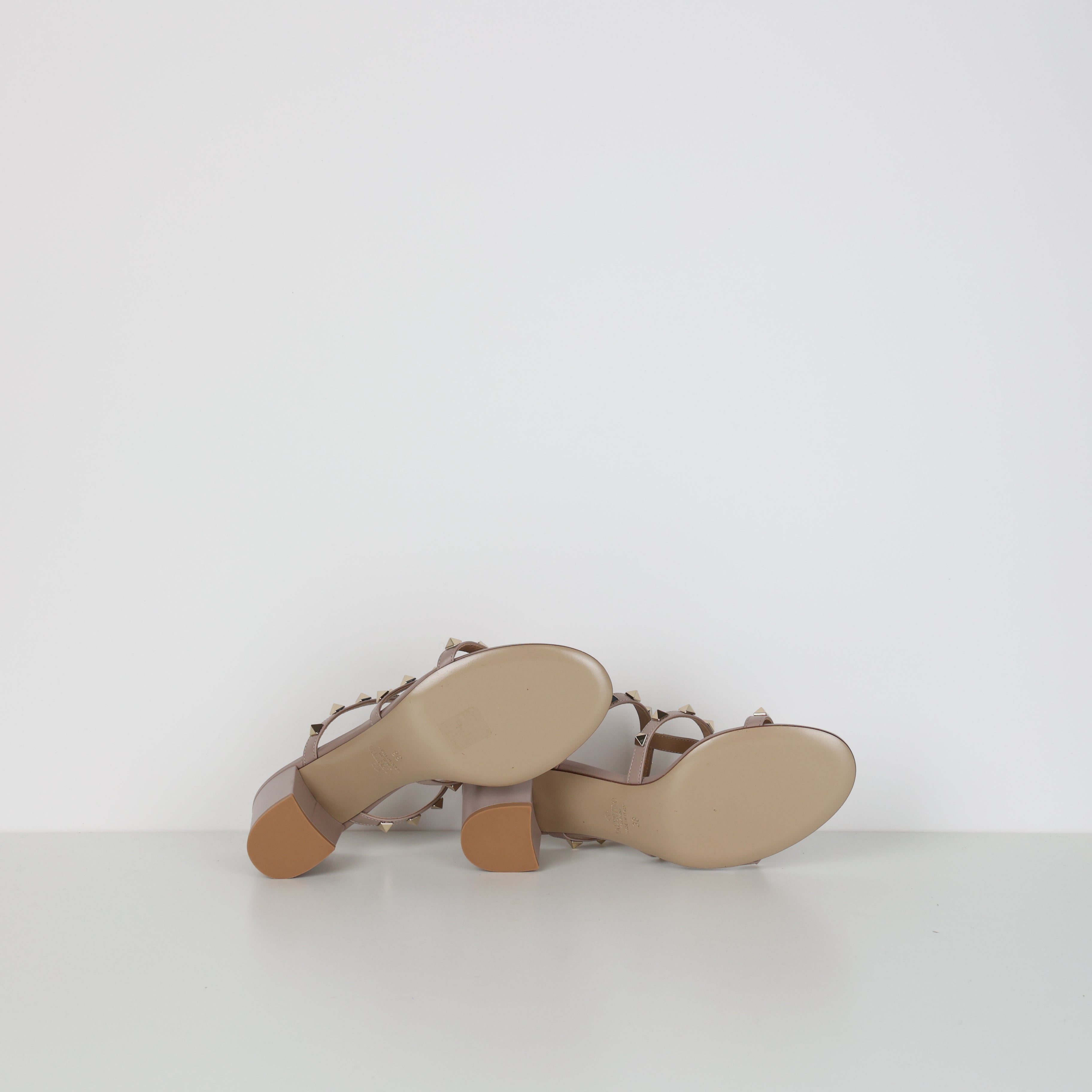 Heels , Shoe Size 38