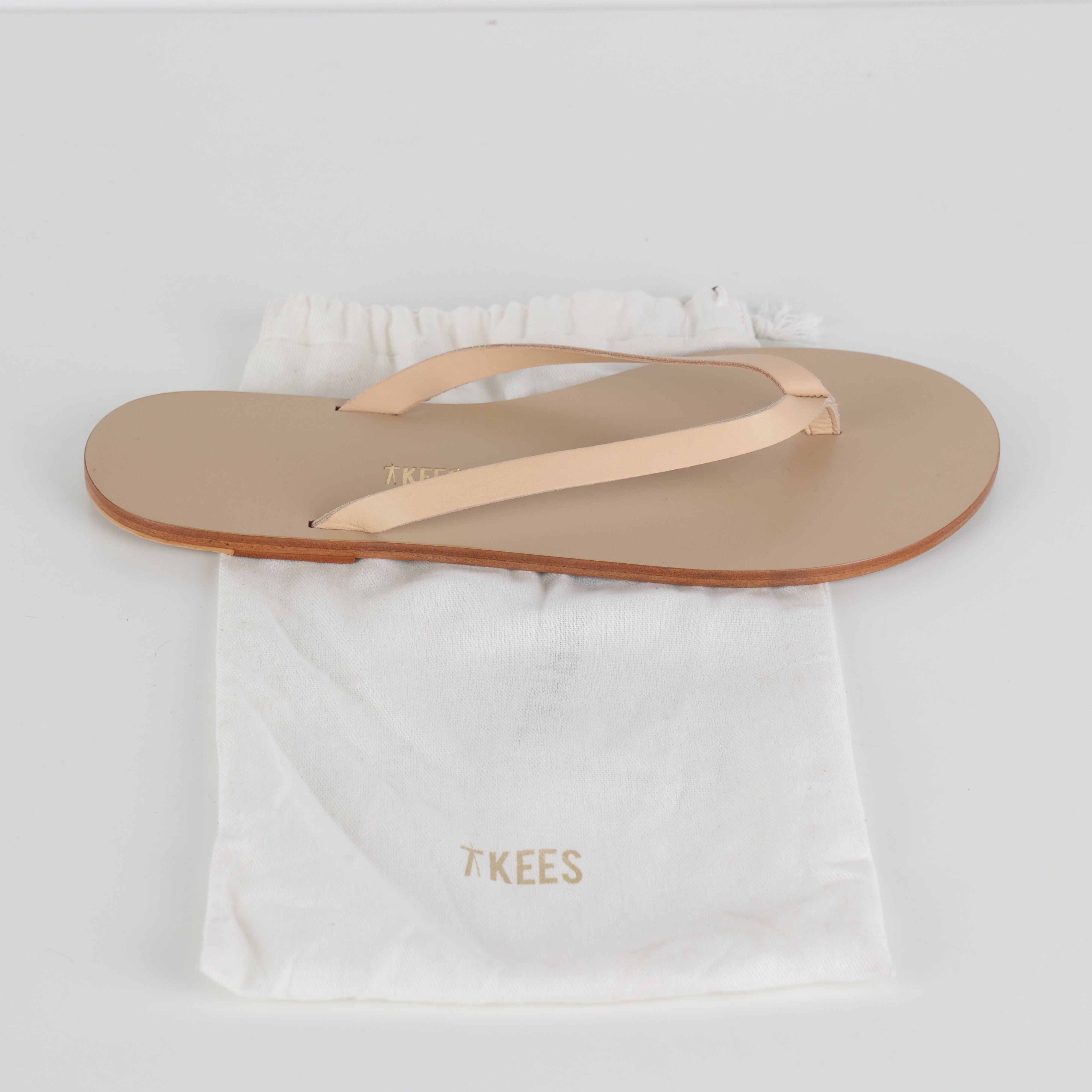 Flats, (UK Size 8) EUR 42