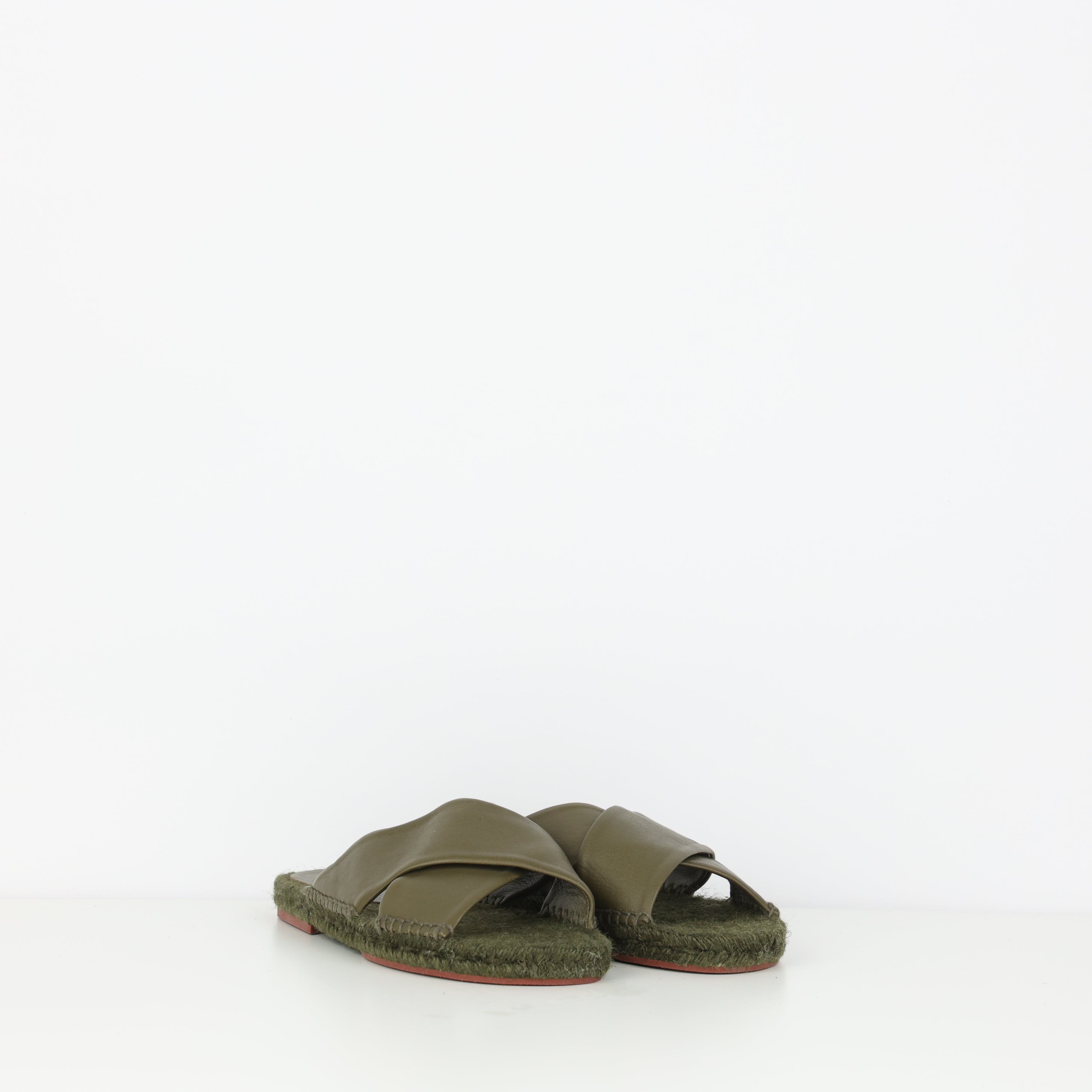 Flats , Shoe Size 39