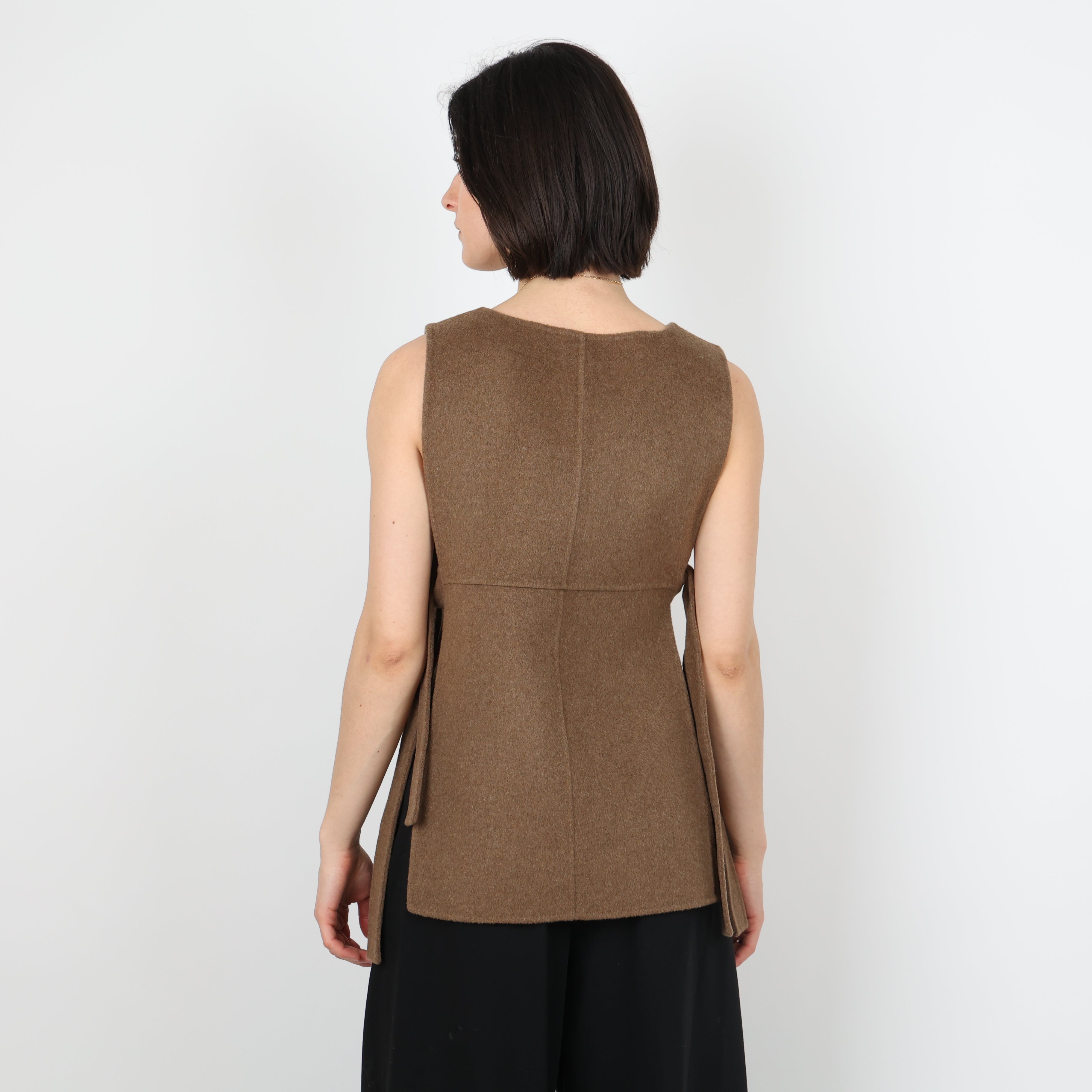 Top, UK Size 6