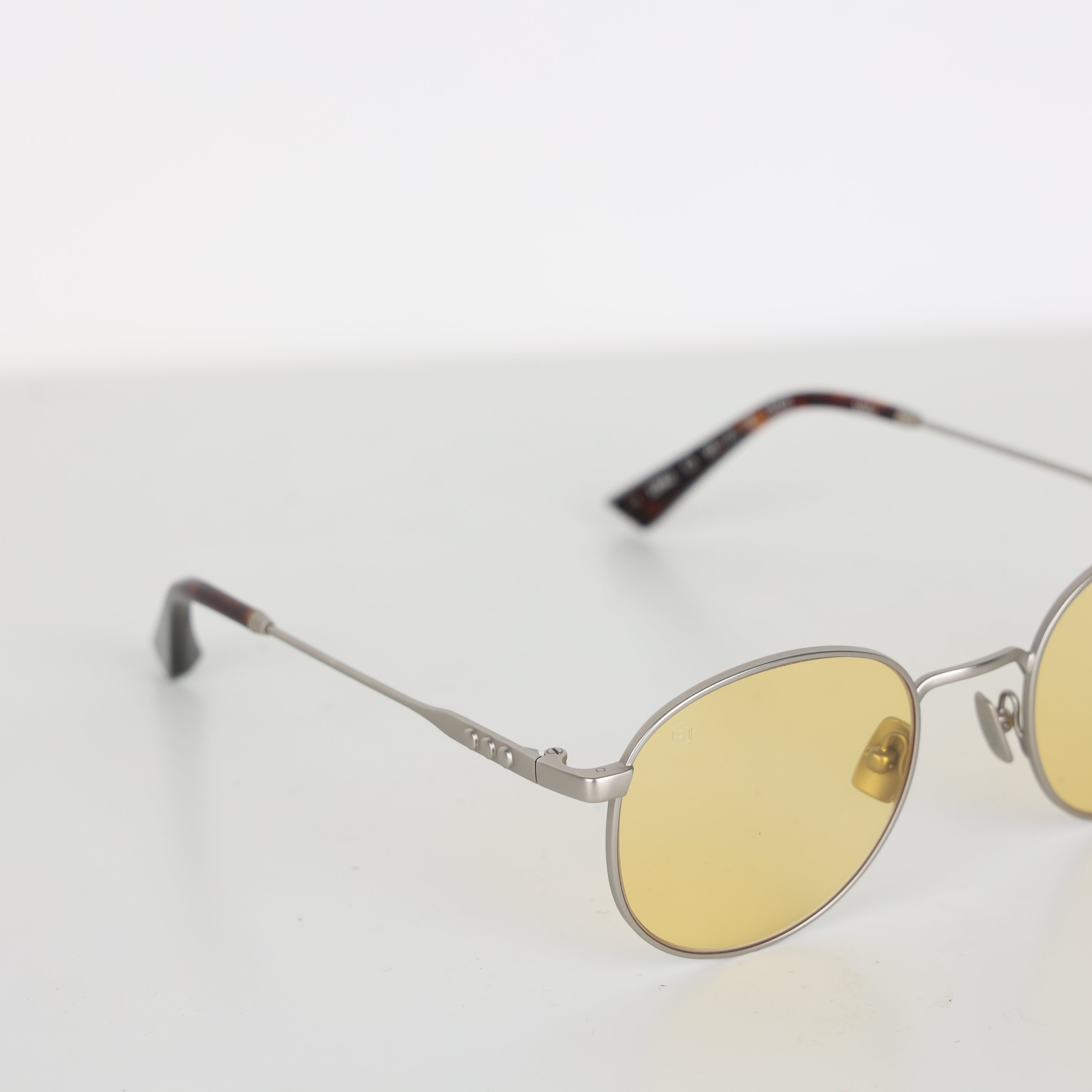 Sunglasses, UK Size One Size