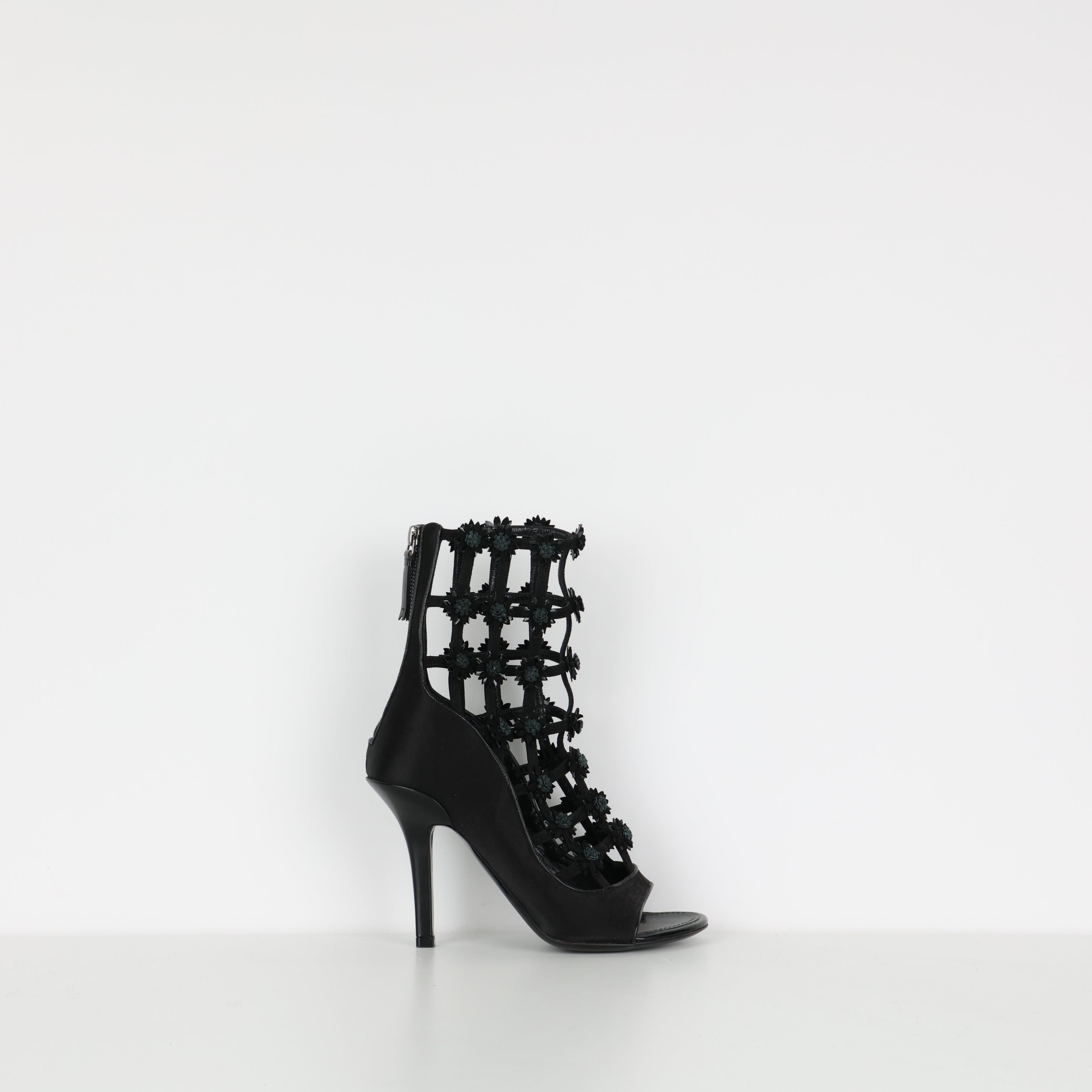 Boots , Shoe Size 37