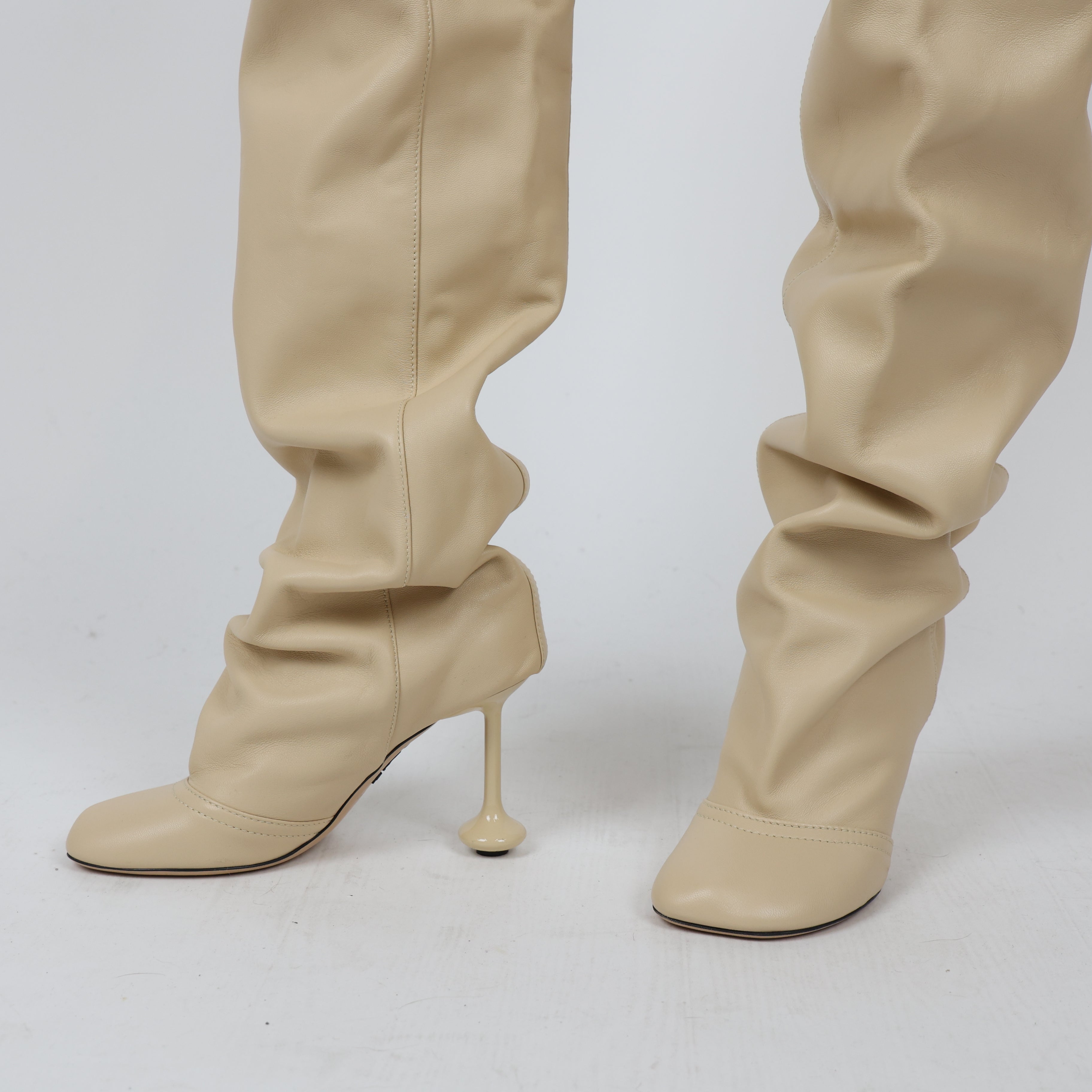 Boots , Shoe Size 39