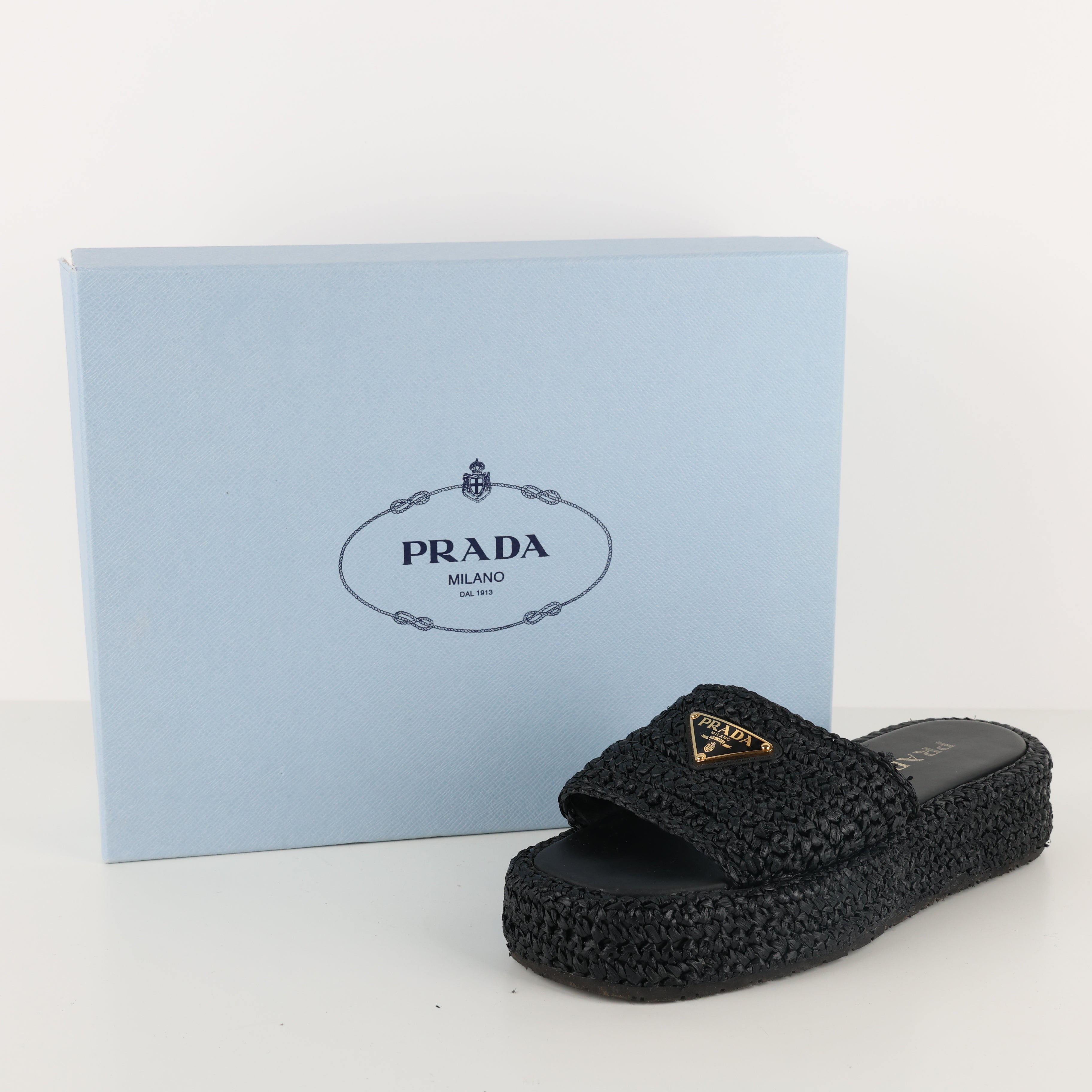 Flats , Shoe Size 38