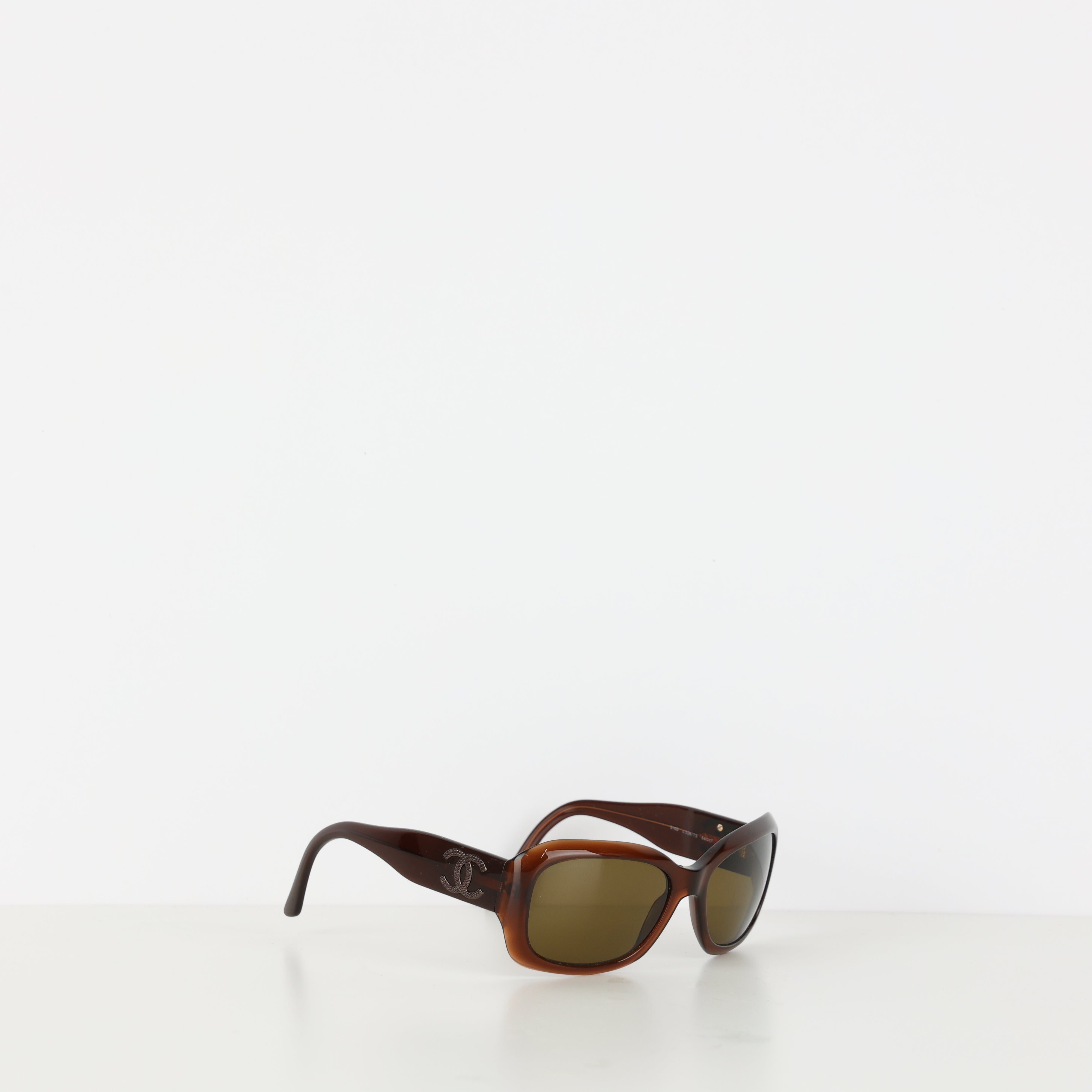 Sunglasses, UK Size One Size