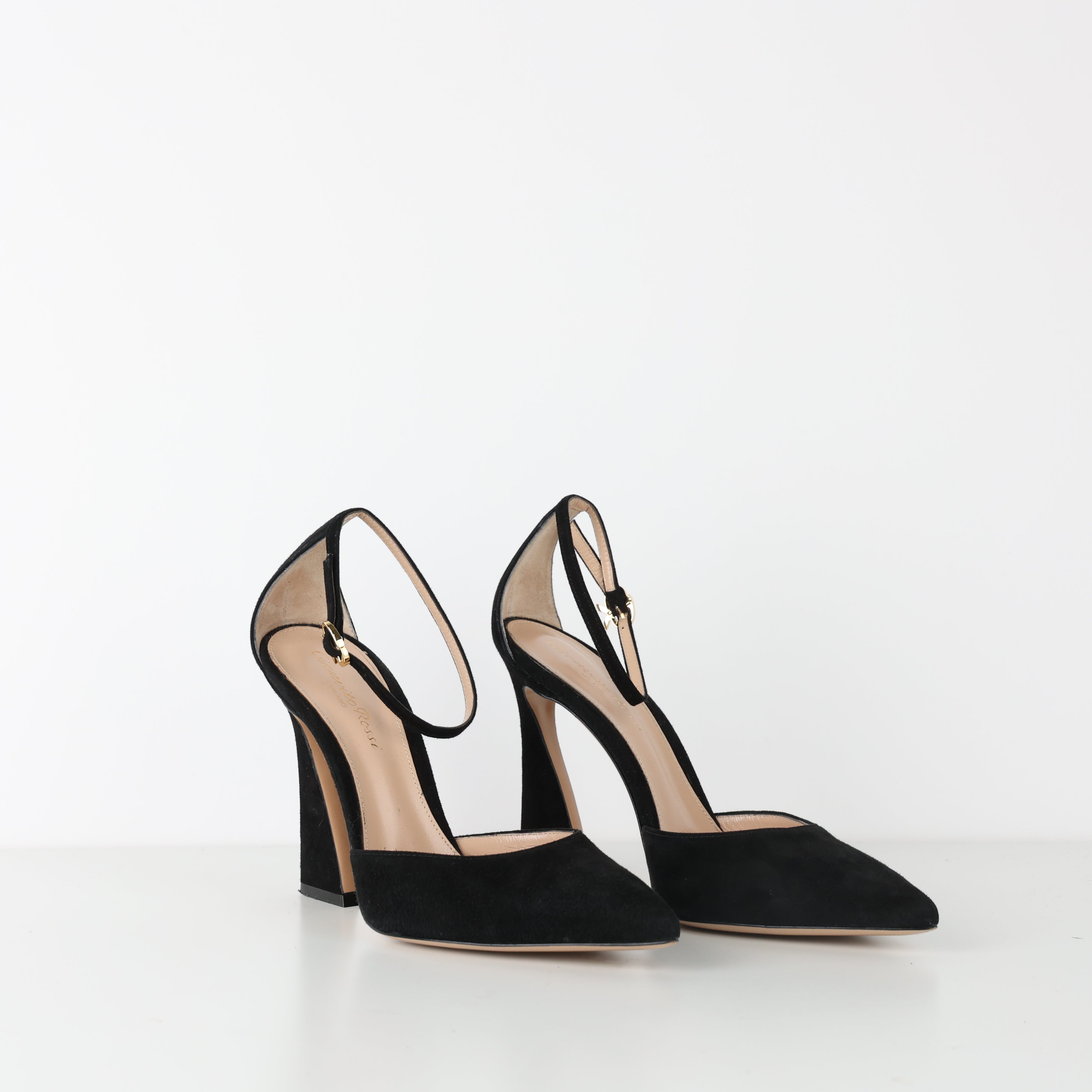 Heels , Shoe Size 38
