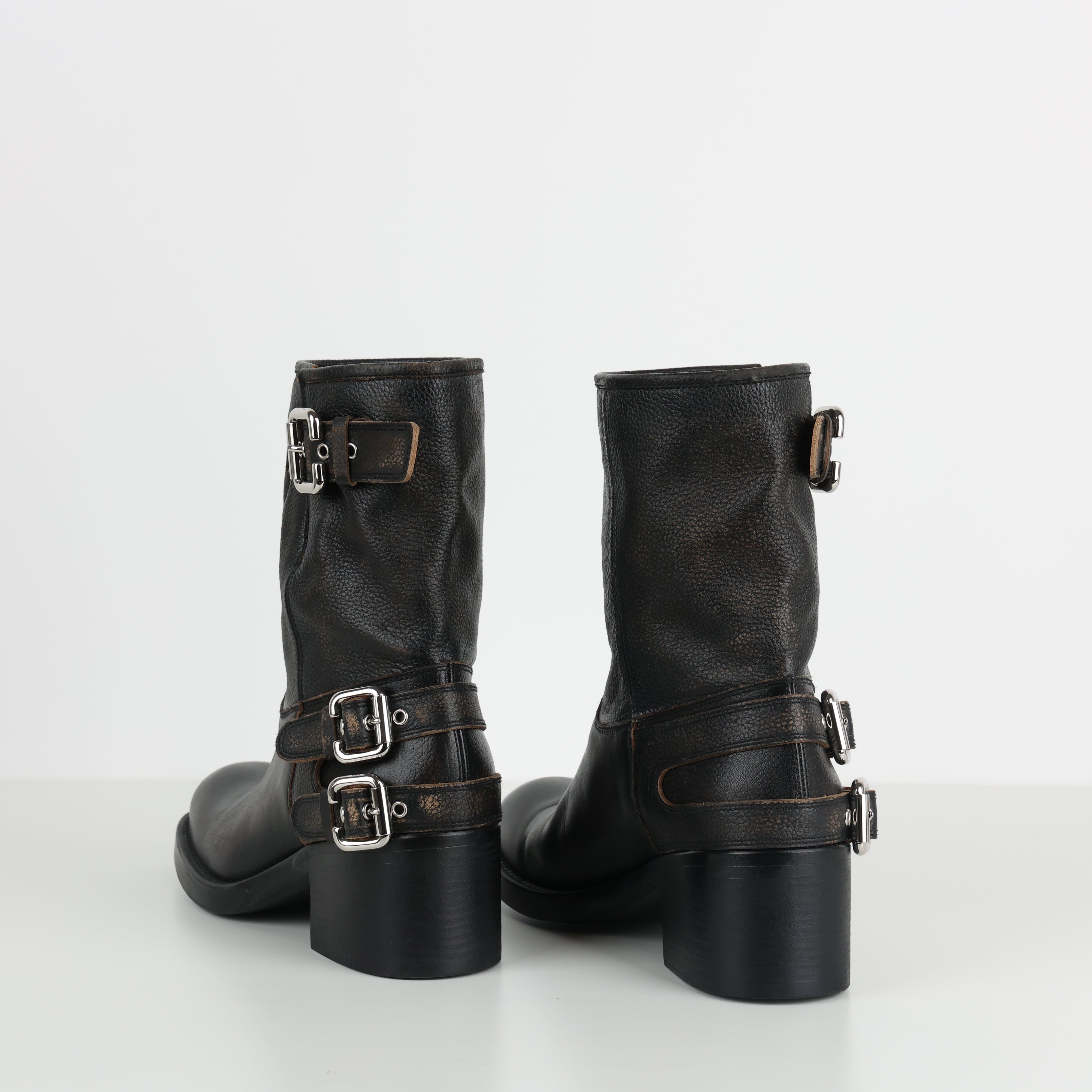 Boots , Shoe Size 38