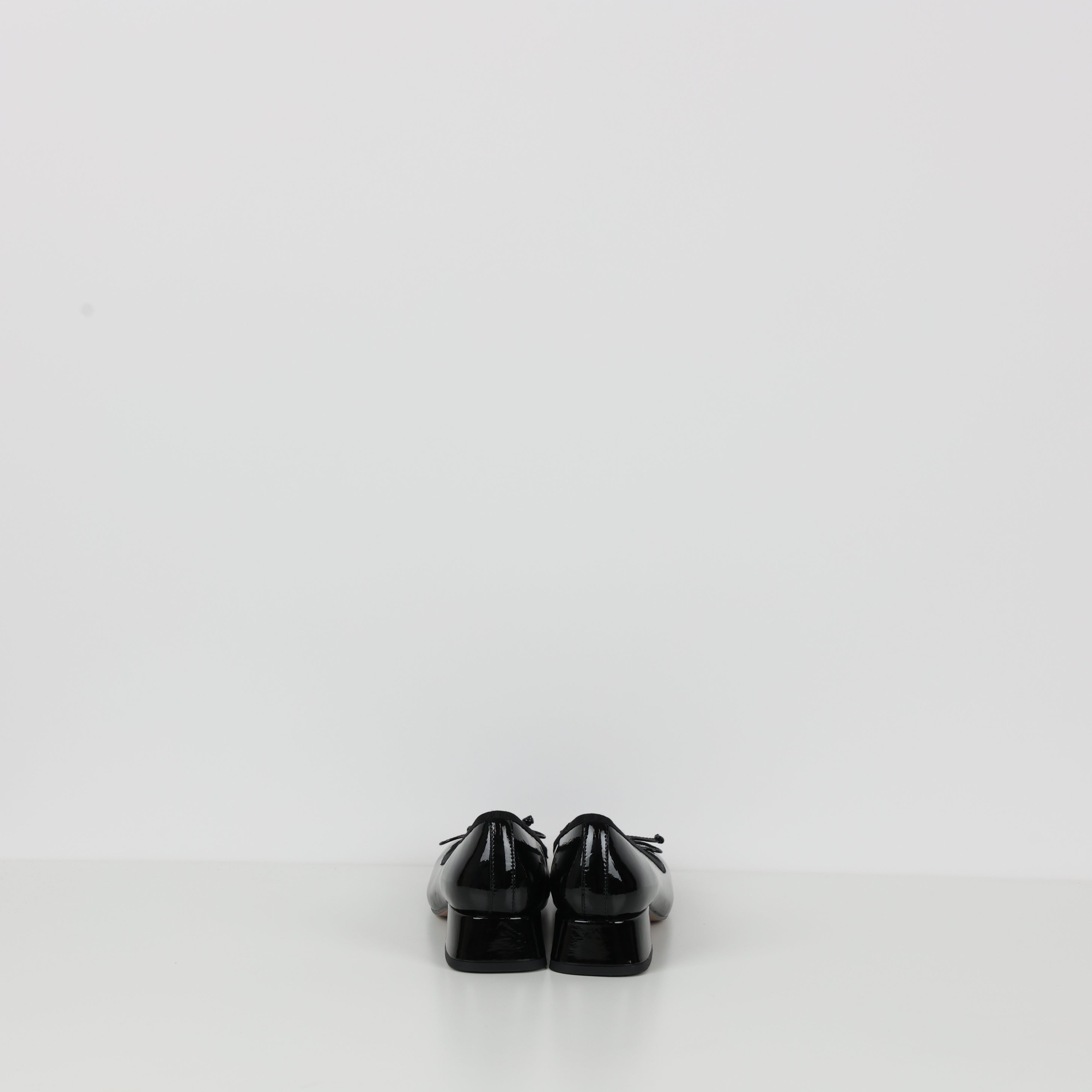 Heels , Shoe Size 39