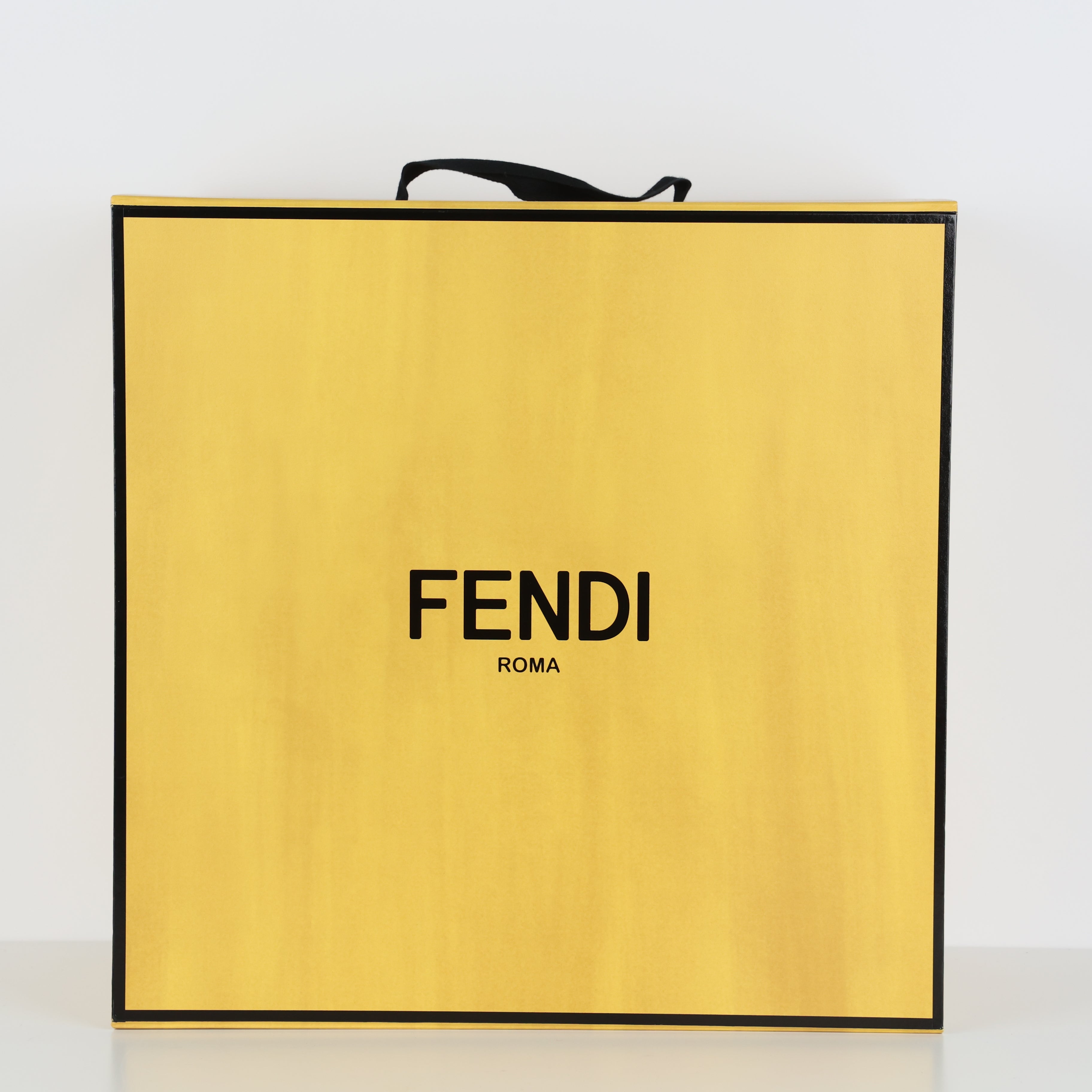 Fendi, Peekaboo Bag