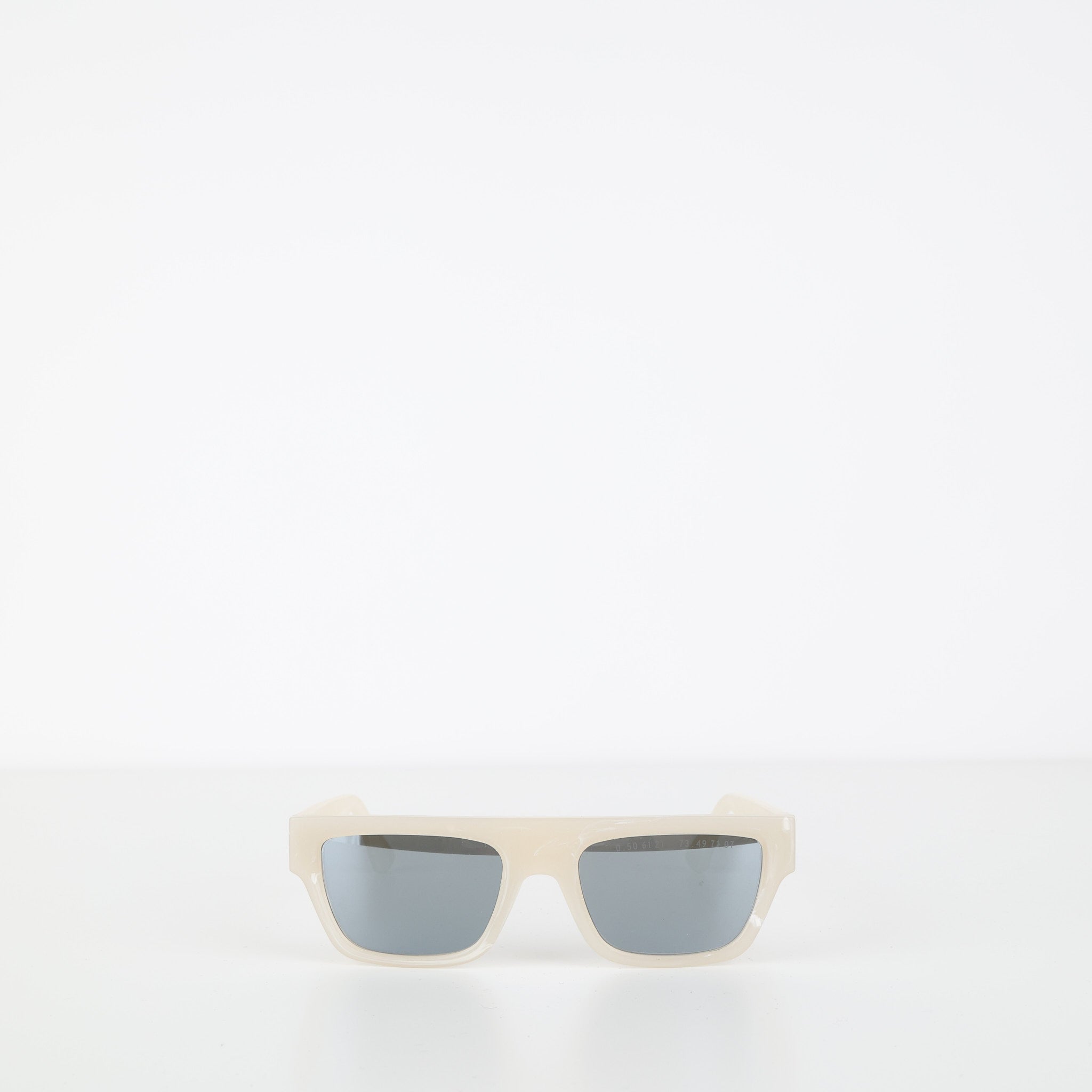 Sunglasses, UK Size One Size