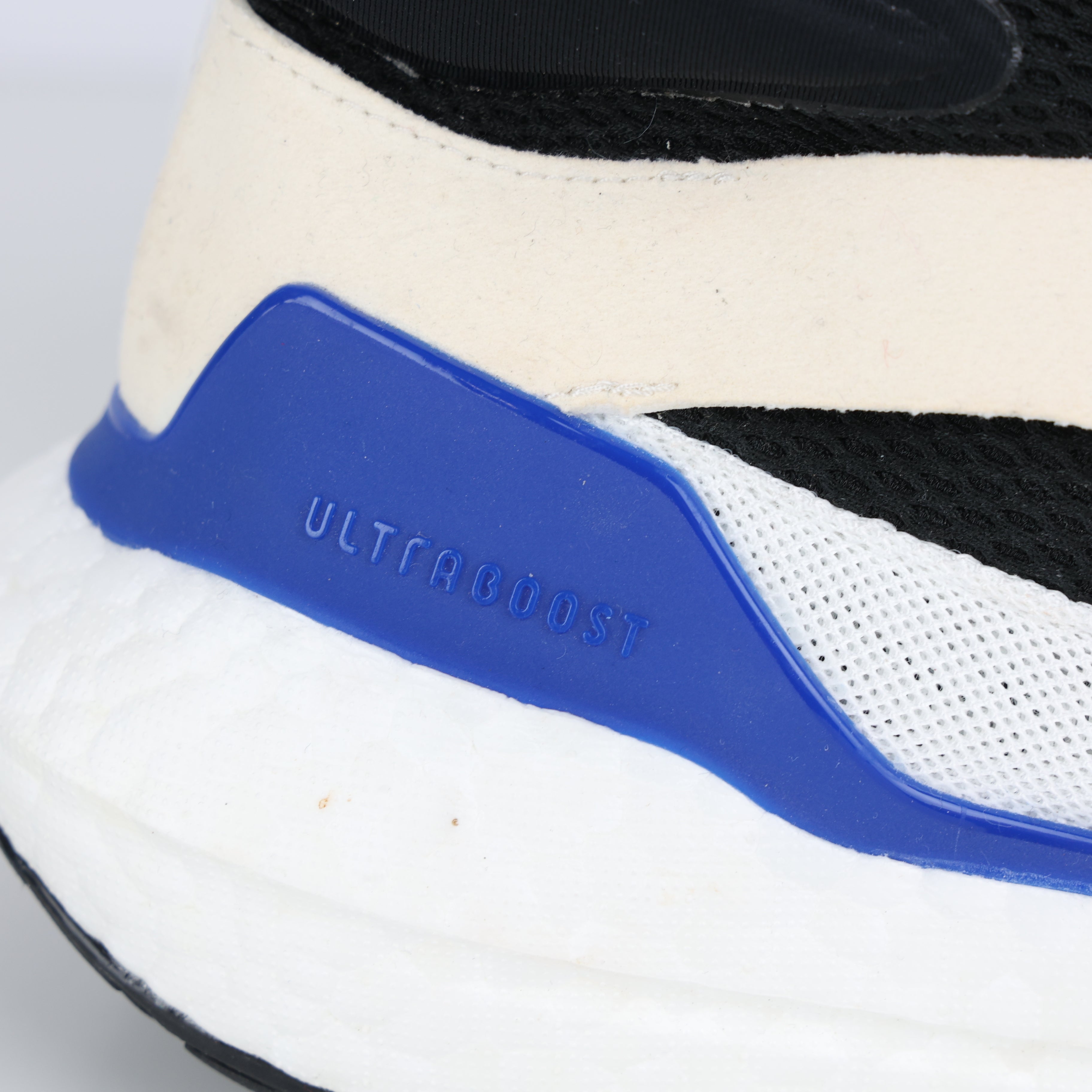 Trainers , Shoe Size 38
