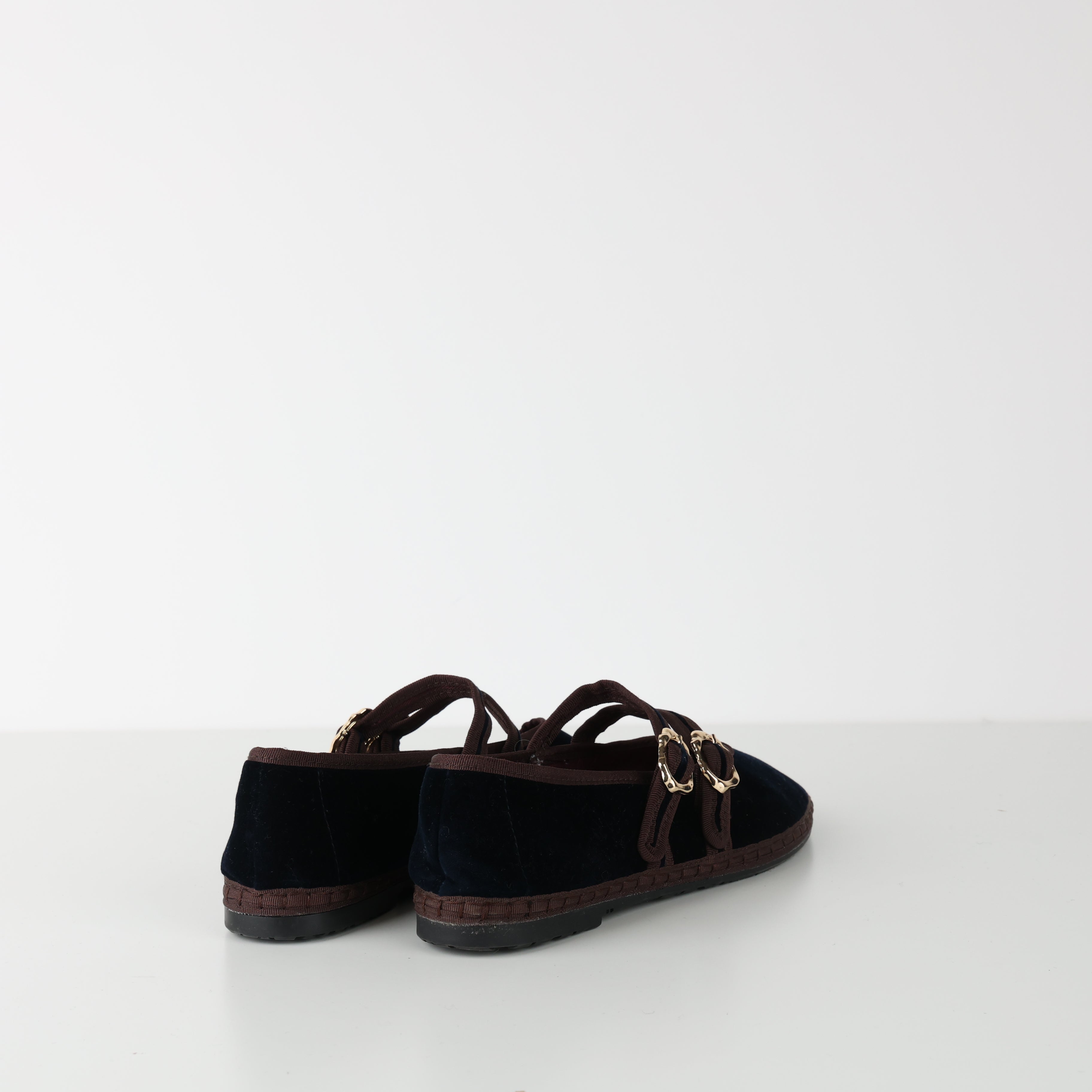Flats , Shoe Size 41