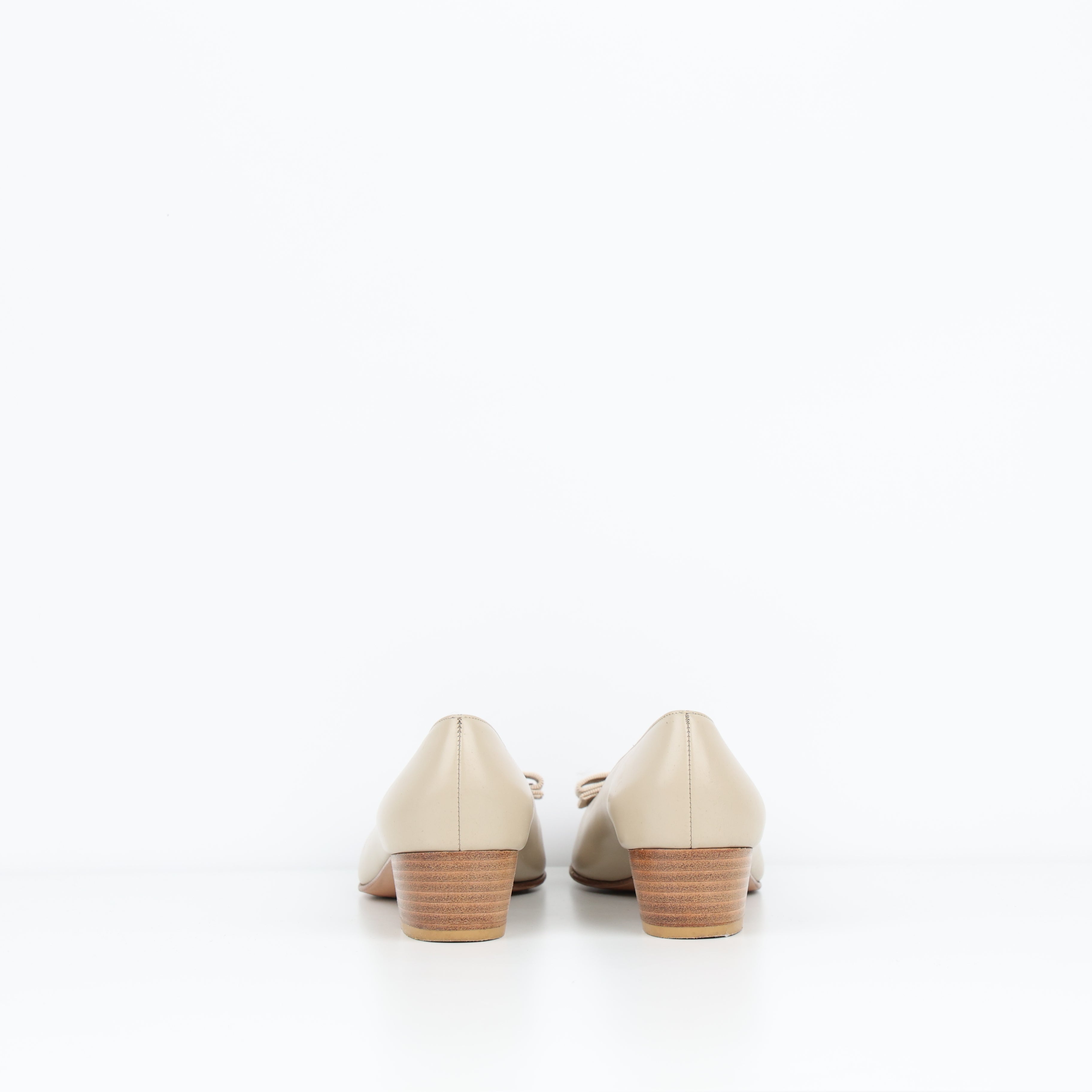 Heels , Shoe Size 38
