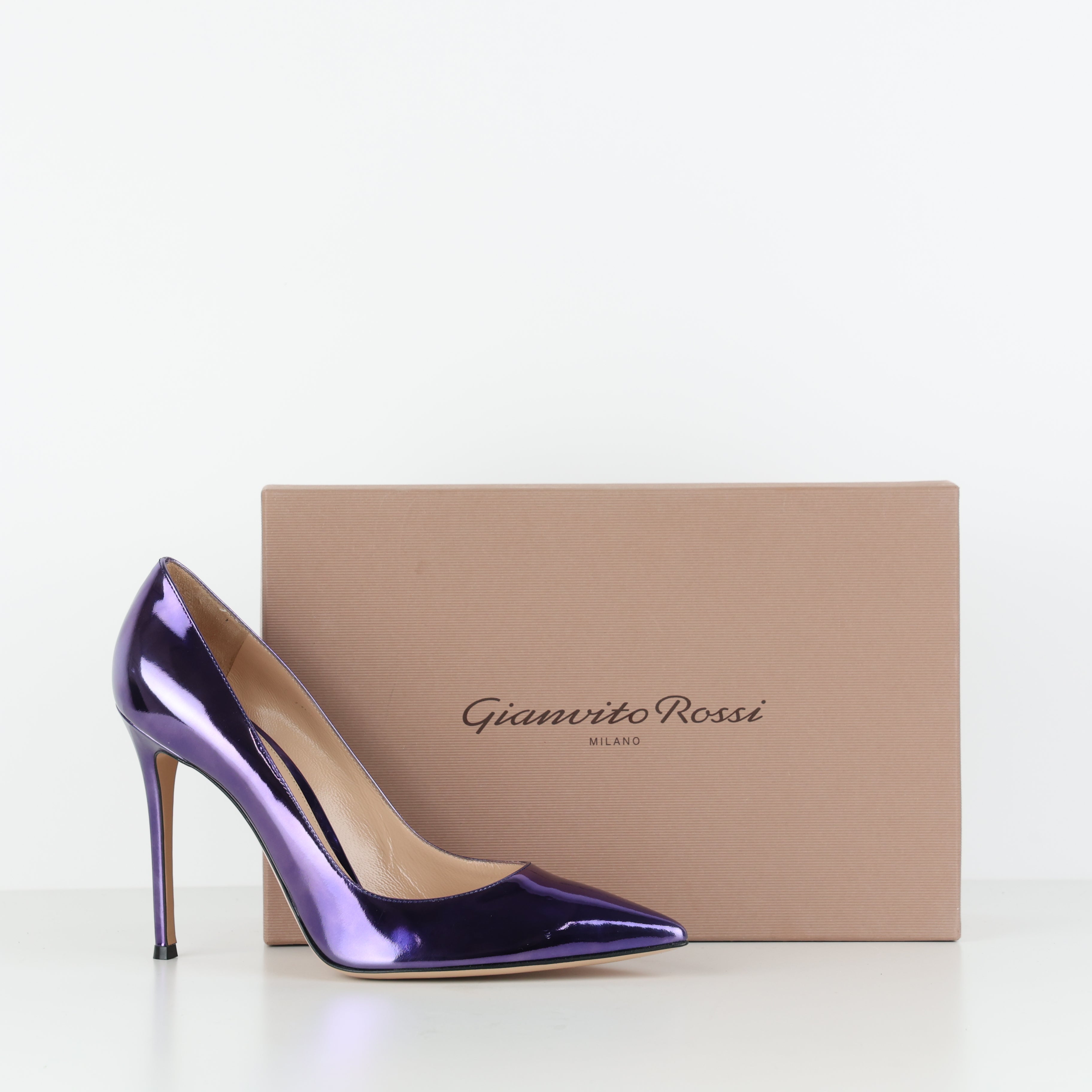 Heels , Shoe Size 42