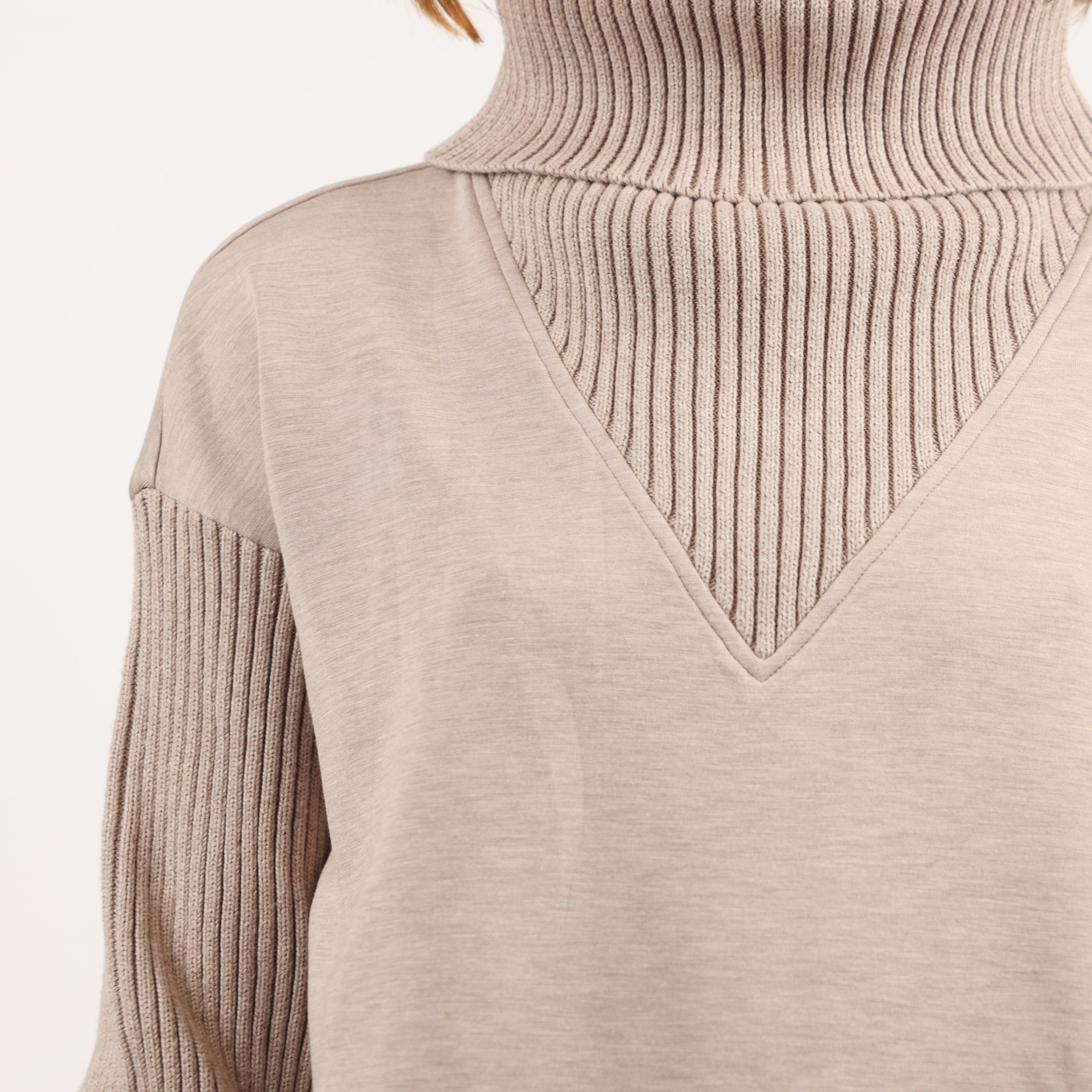 Sweatshirt, UK Size 8