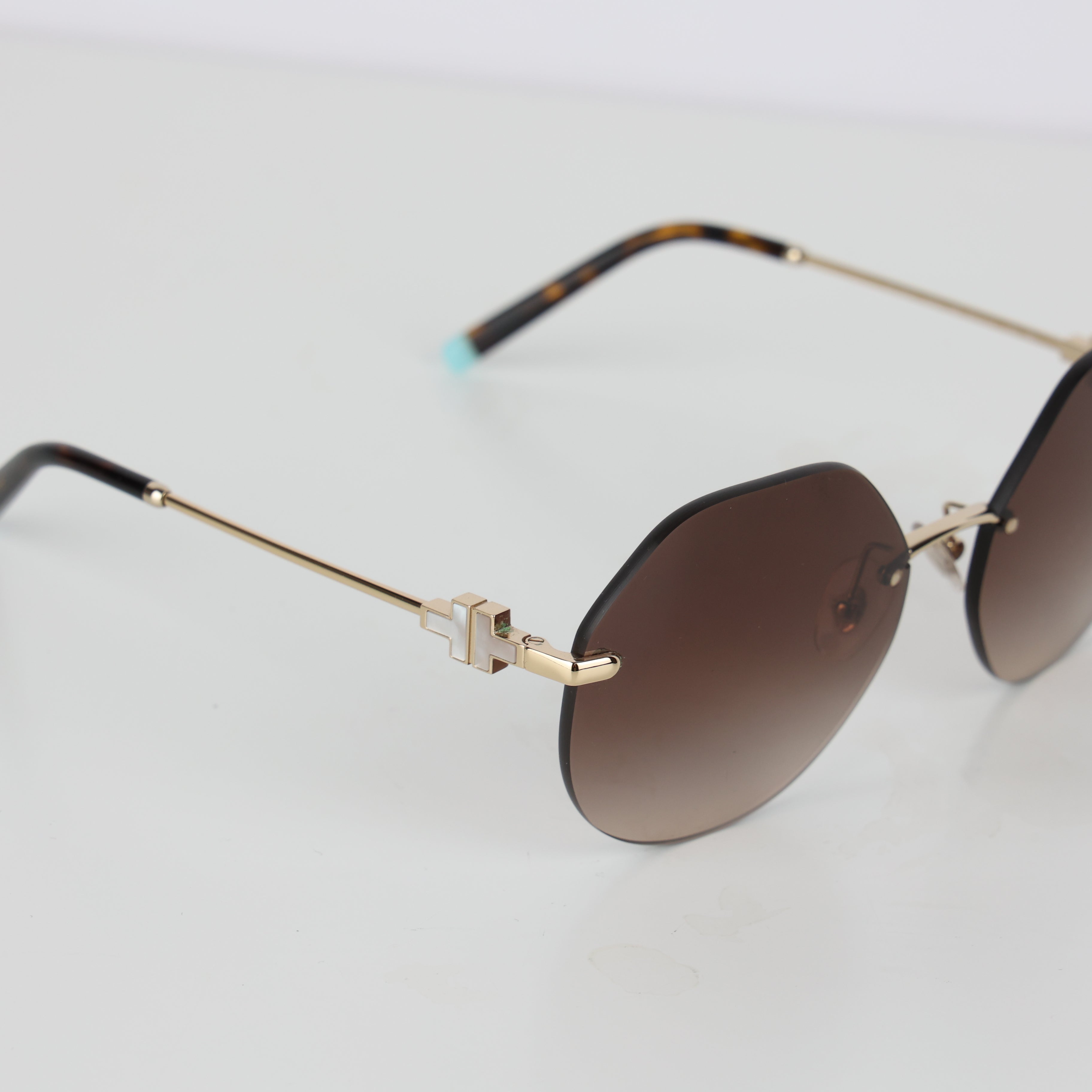 Sunglasses, UK Size One Size