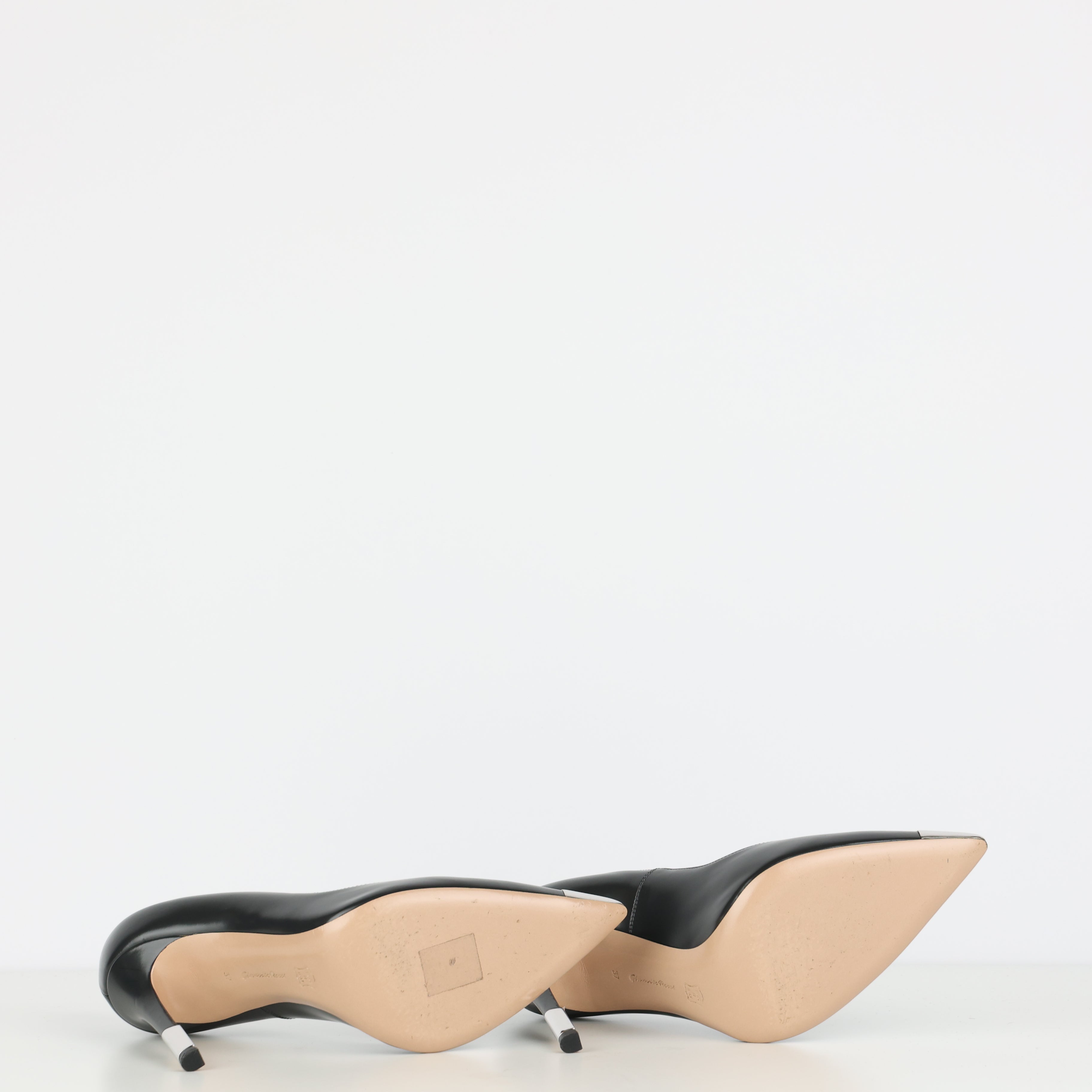Heels , Shoe Size 37