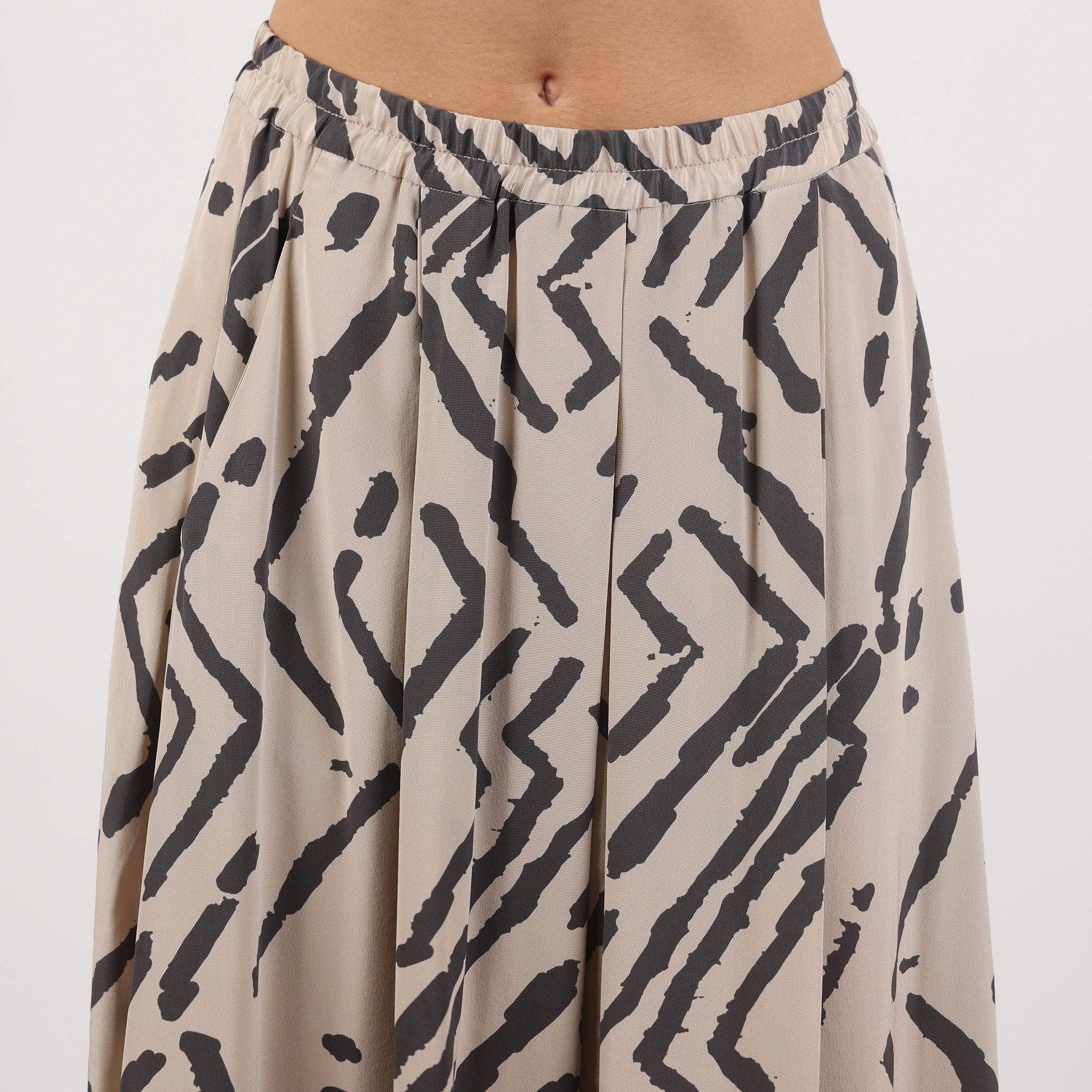 Skirt, UK Size 8