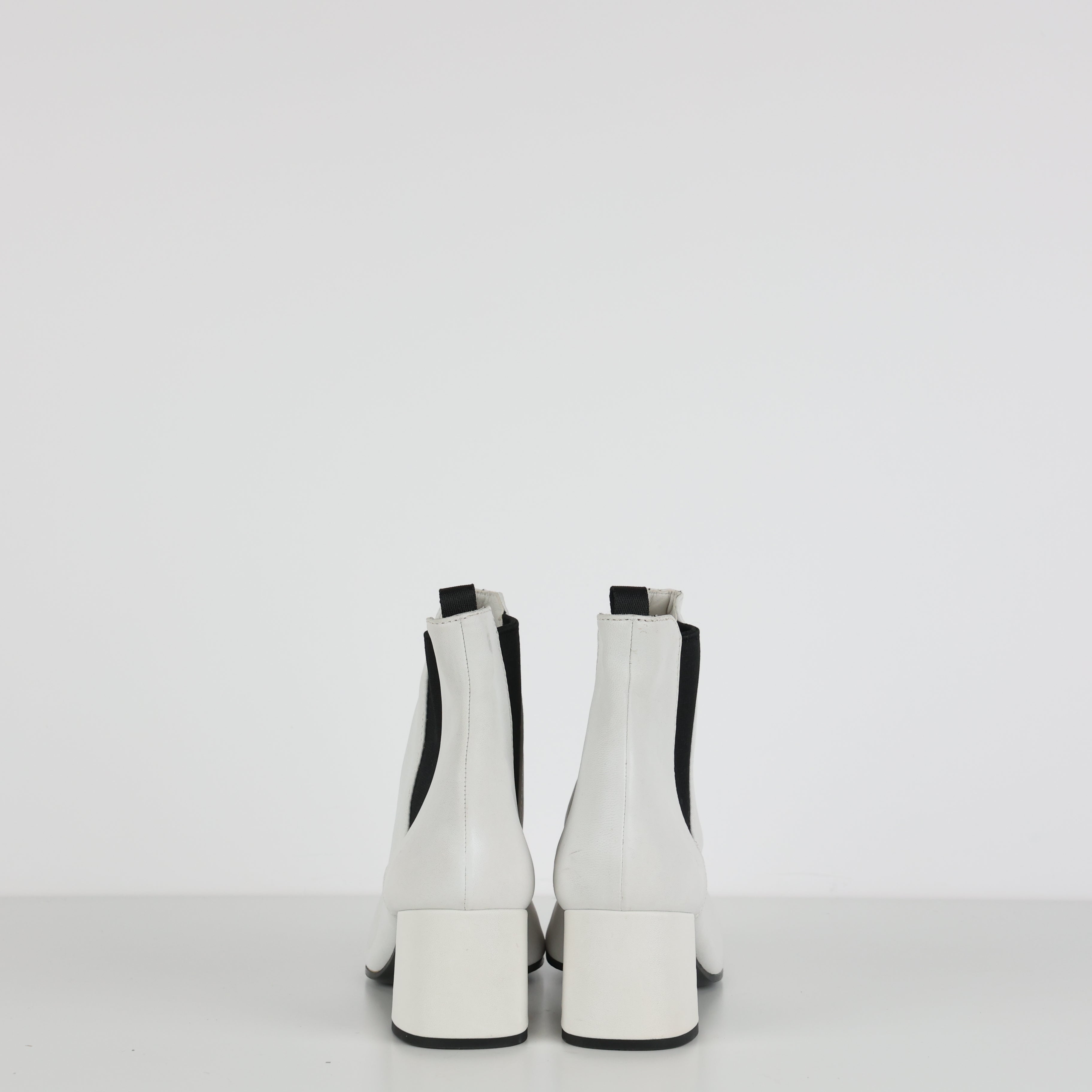 Boots , Shoe Size 39