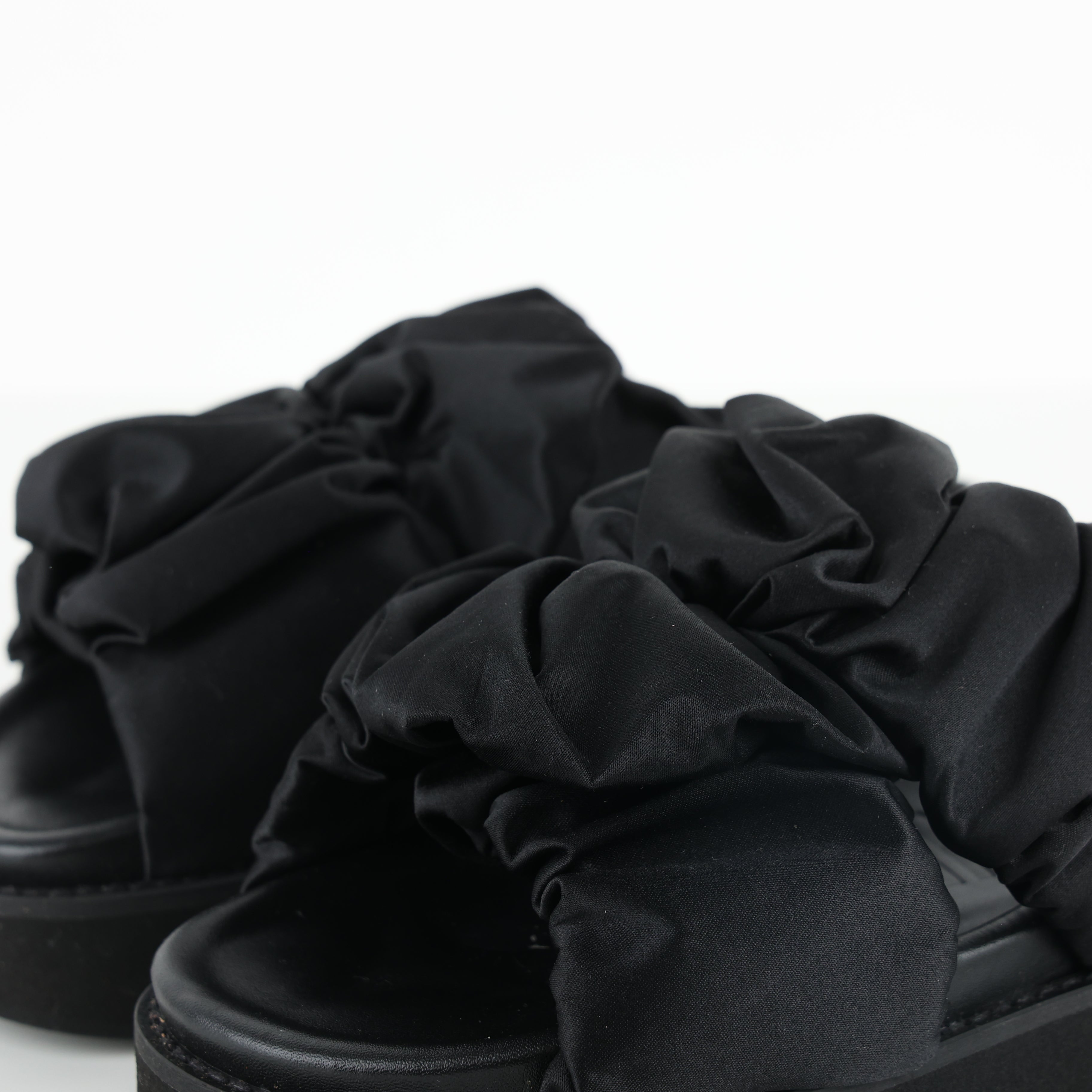 Flats , Shoe Size 38