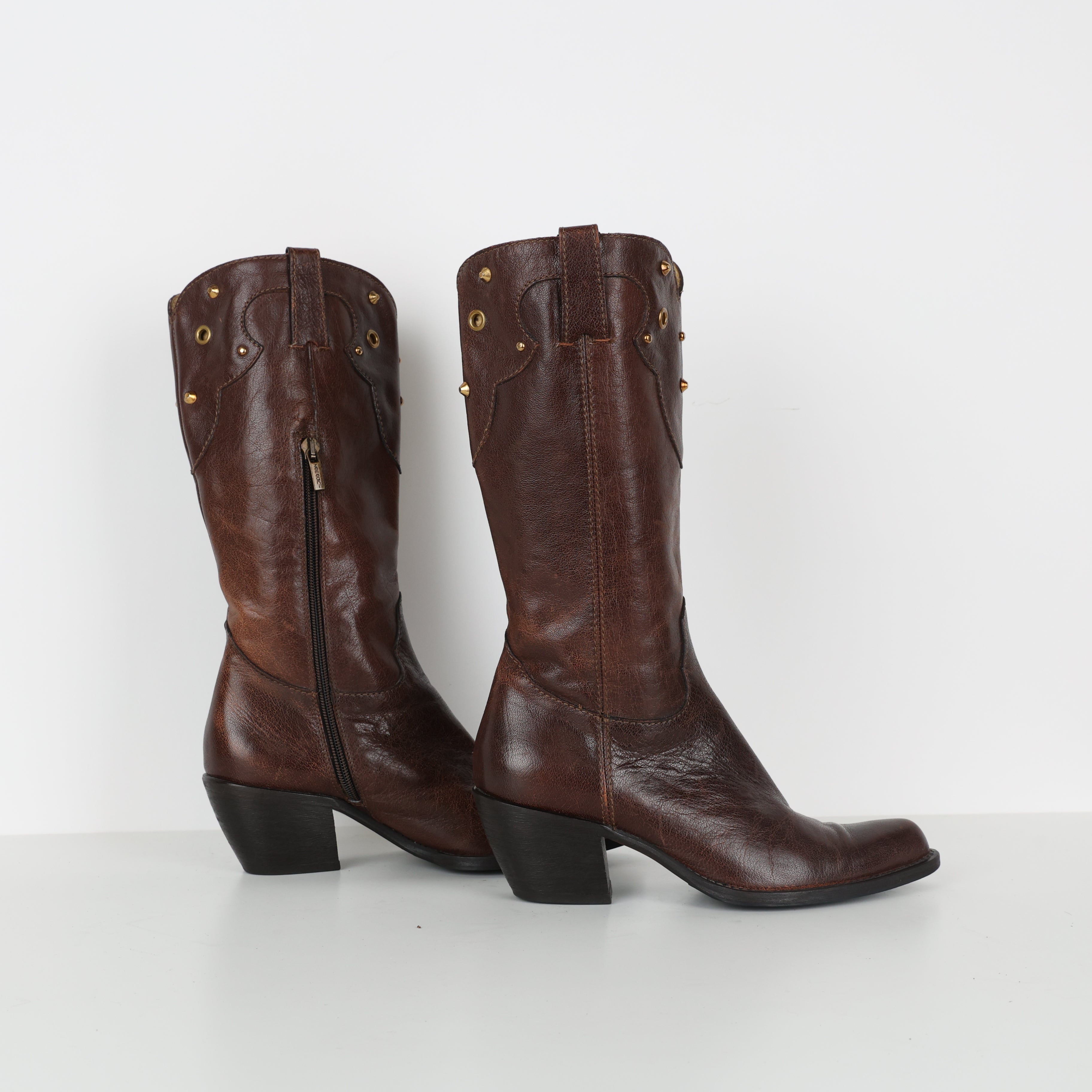 Boots , Shoe Size 37