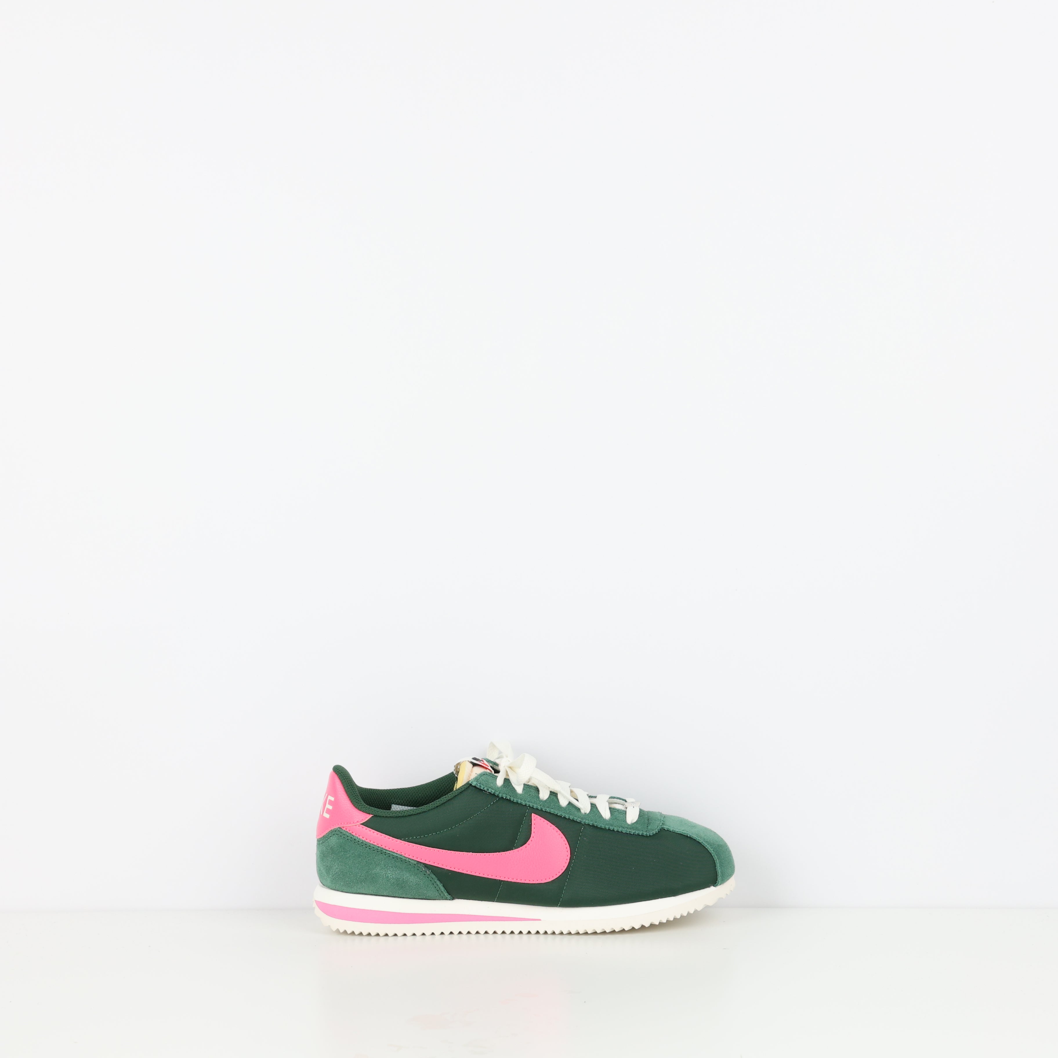 Trainers , Shoe Size 42.5