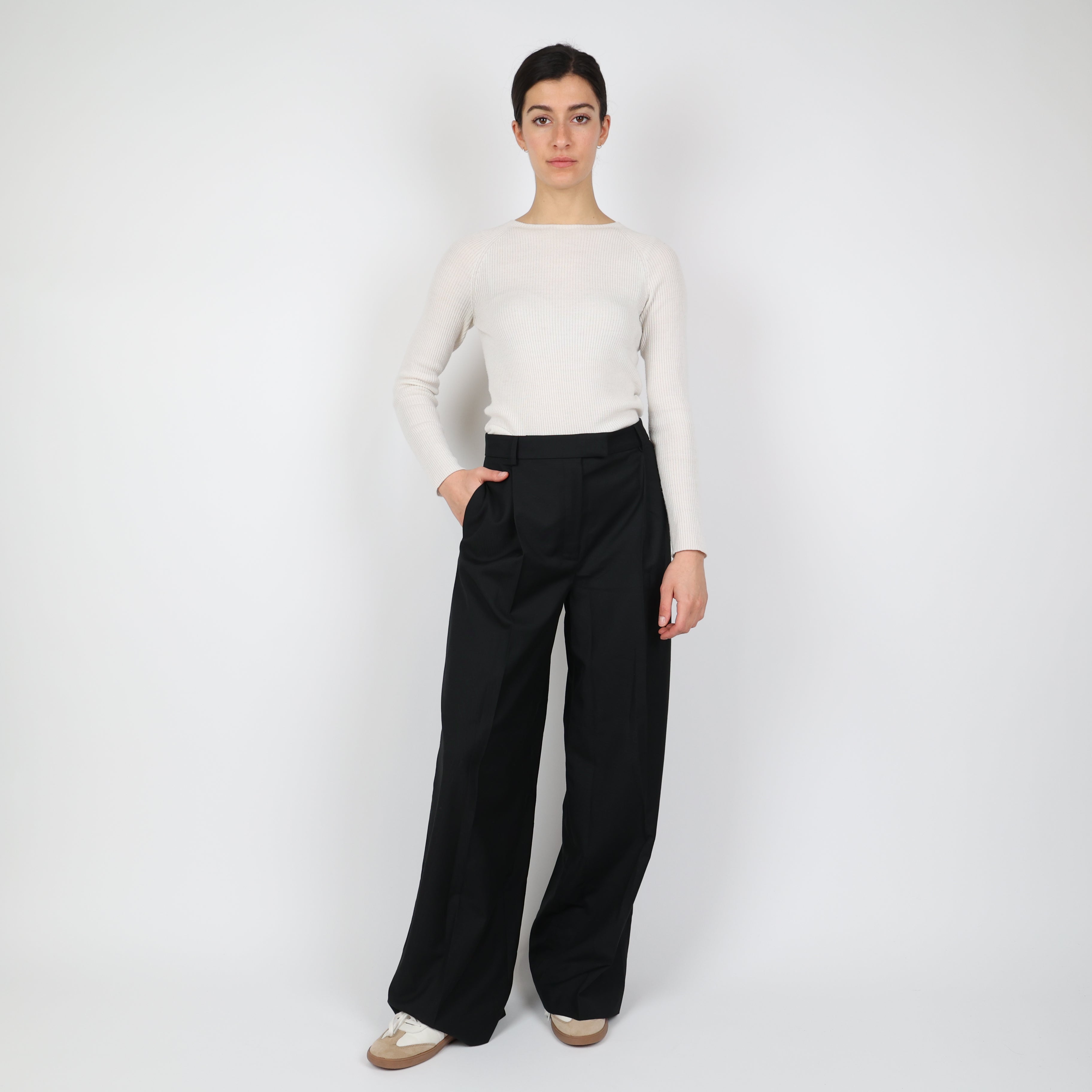 Trousers, UK Size 6