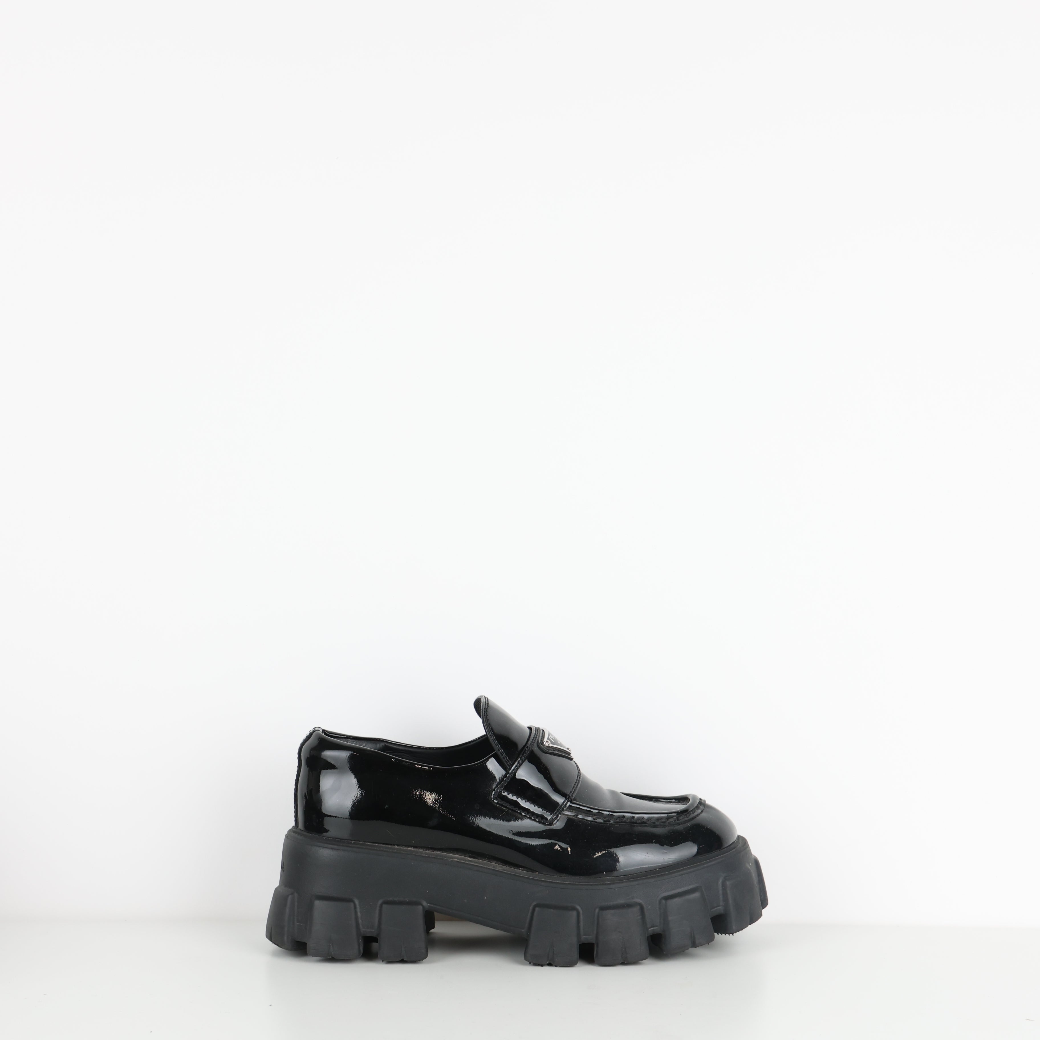 Flats , Shoe Size 38.5