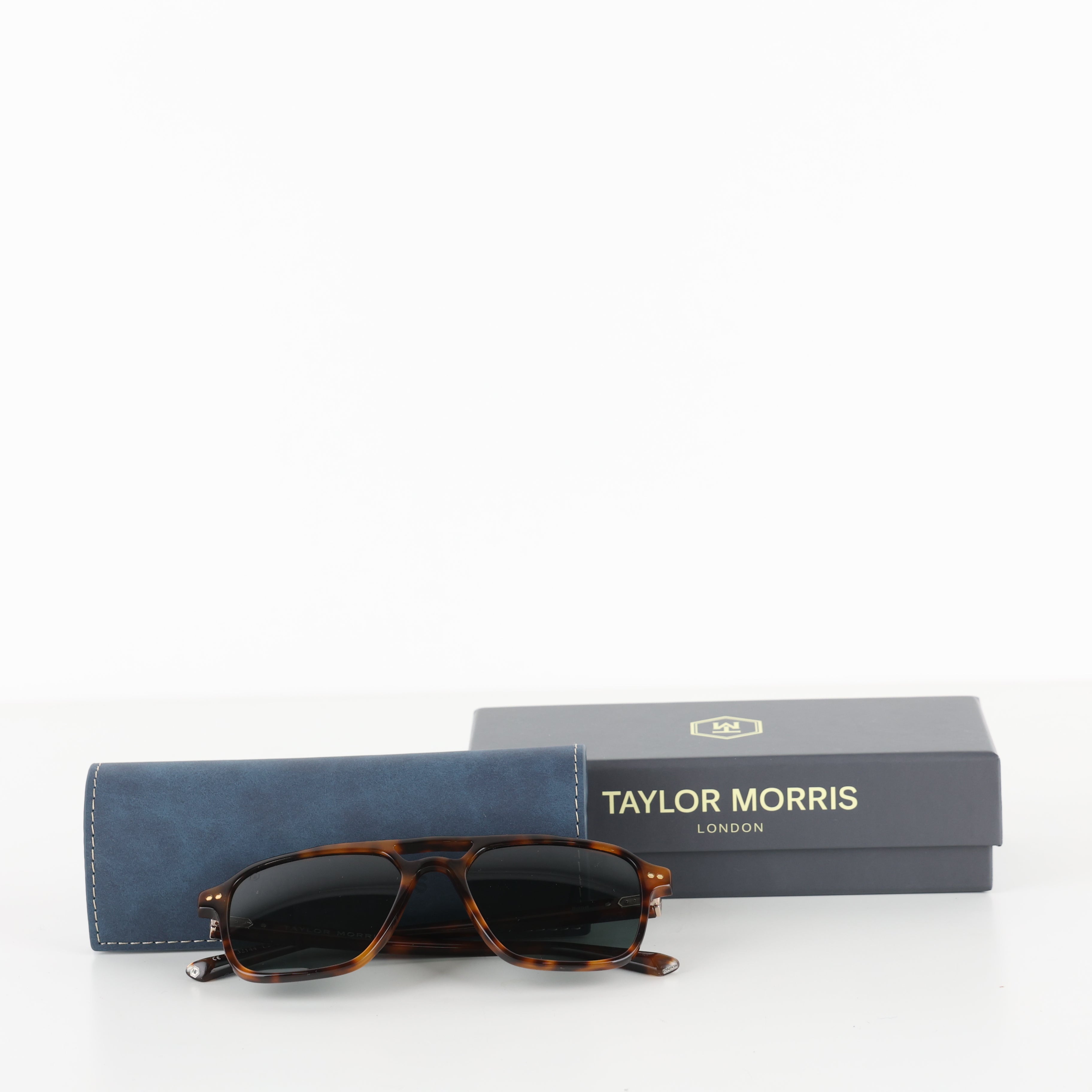 Sunglasses, UK Size One Size