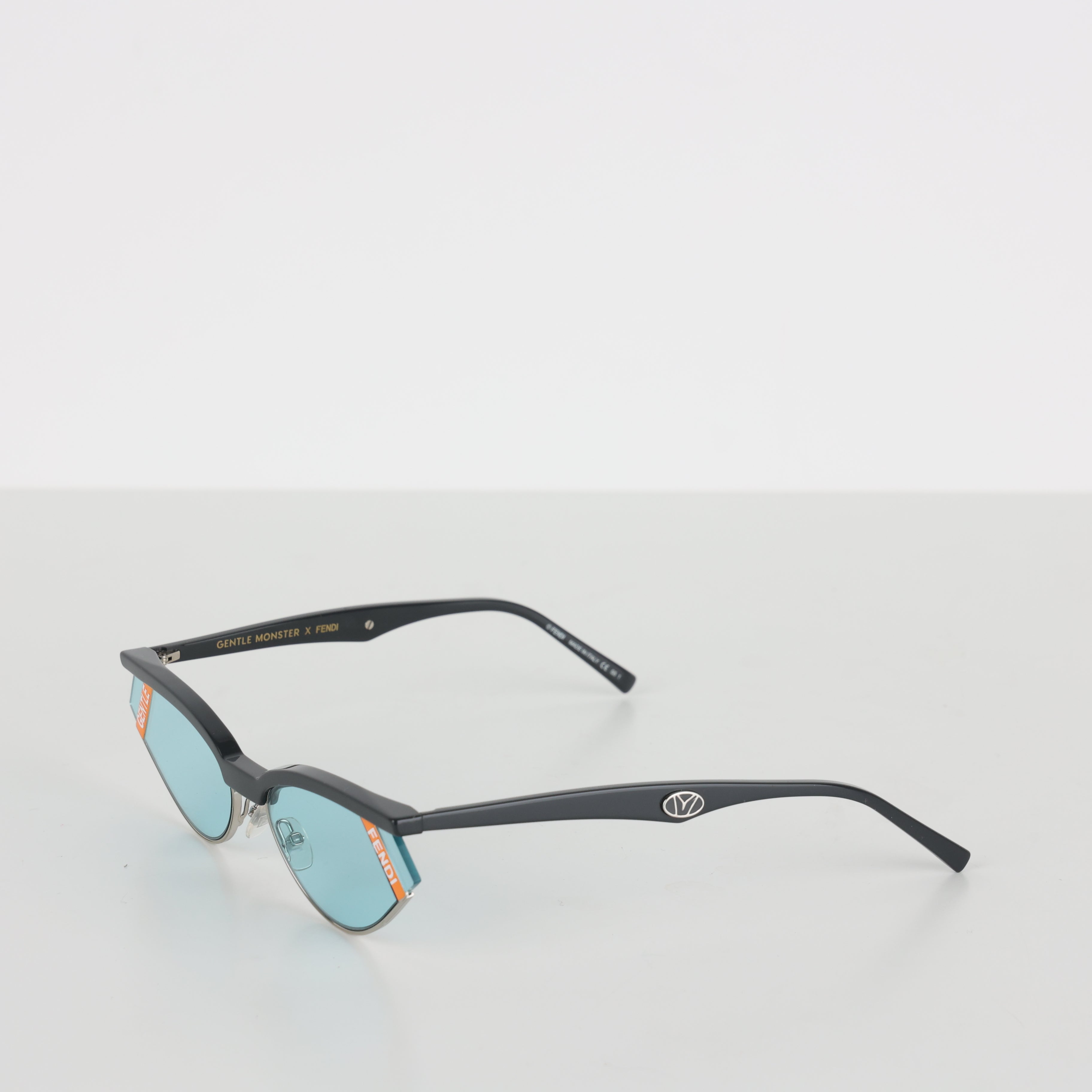 Sunglasses, UK Size One Size