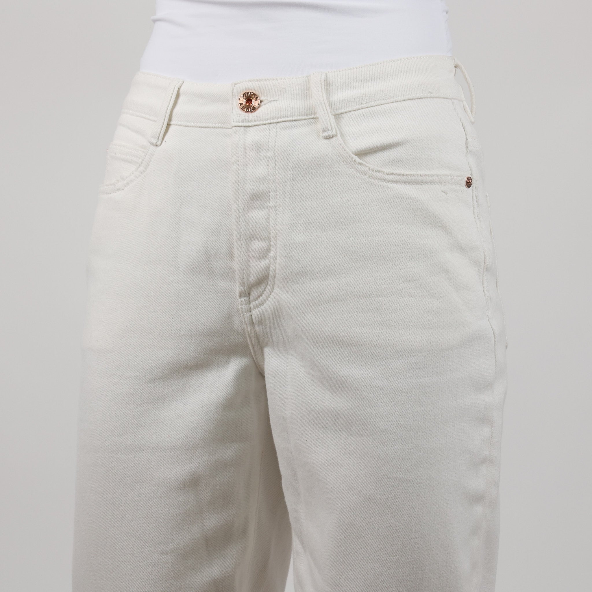 Jeans, Waist 28