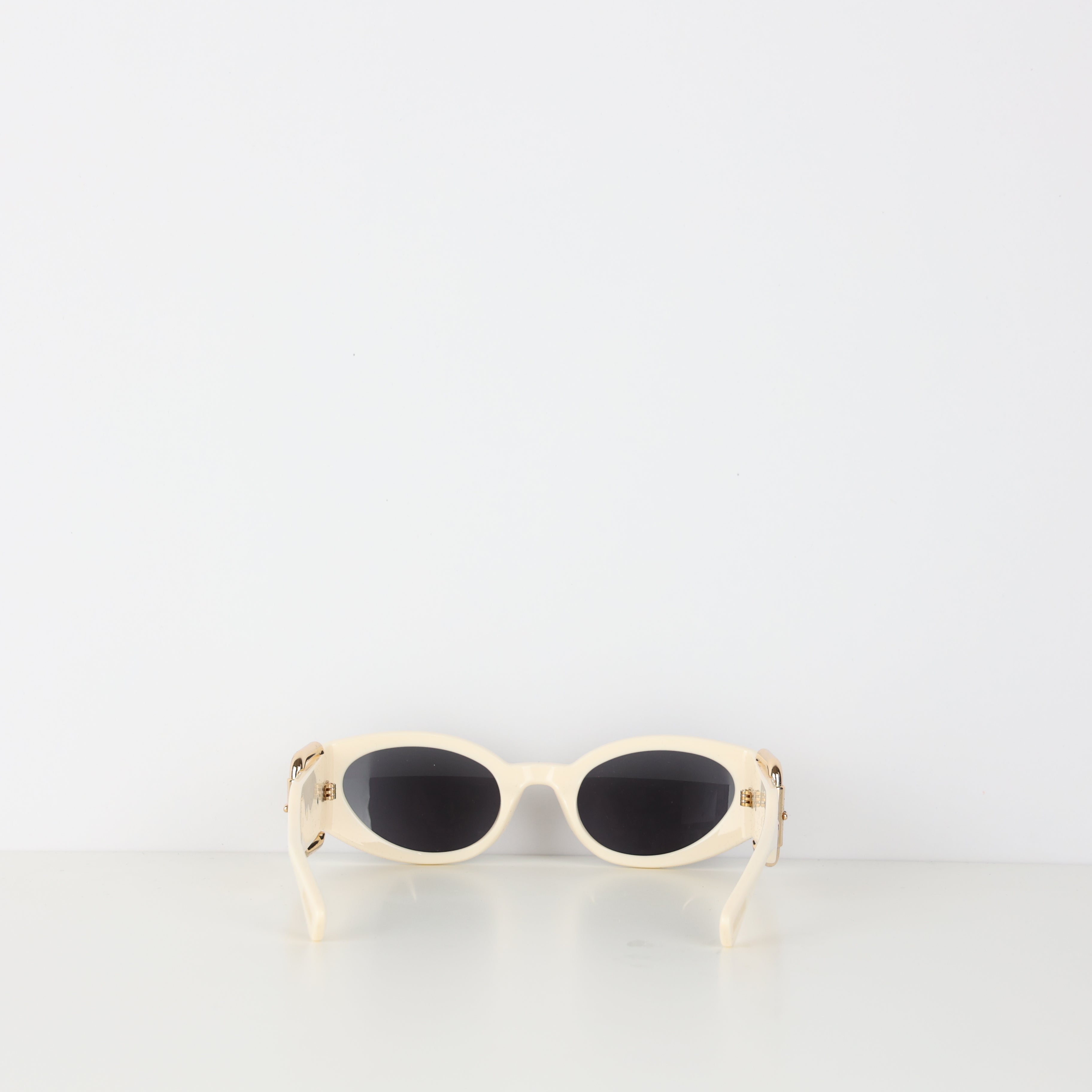 Sunglasses, UK Size One Size