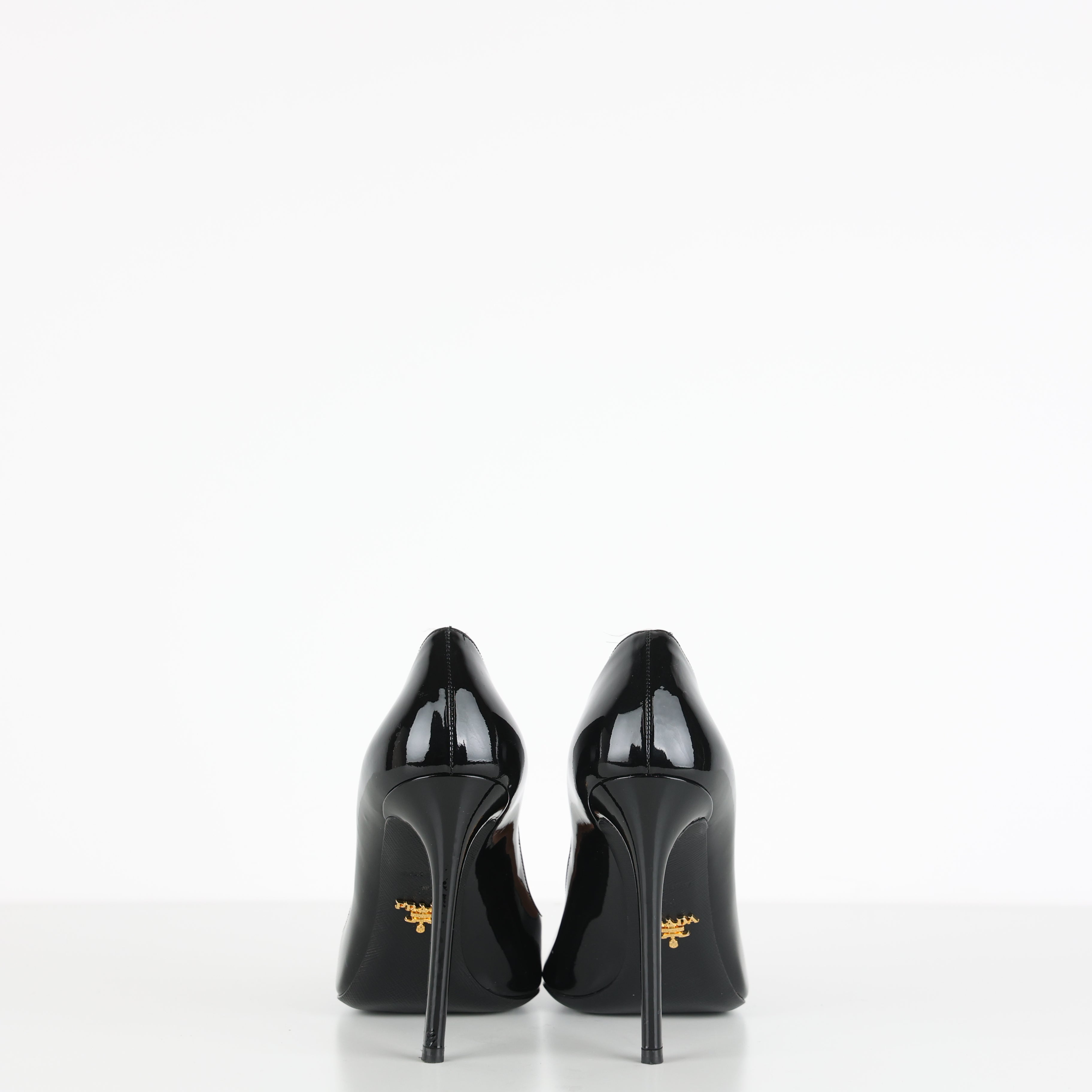 Heels , Shoe Size 39