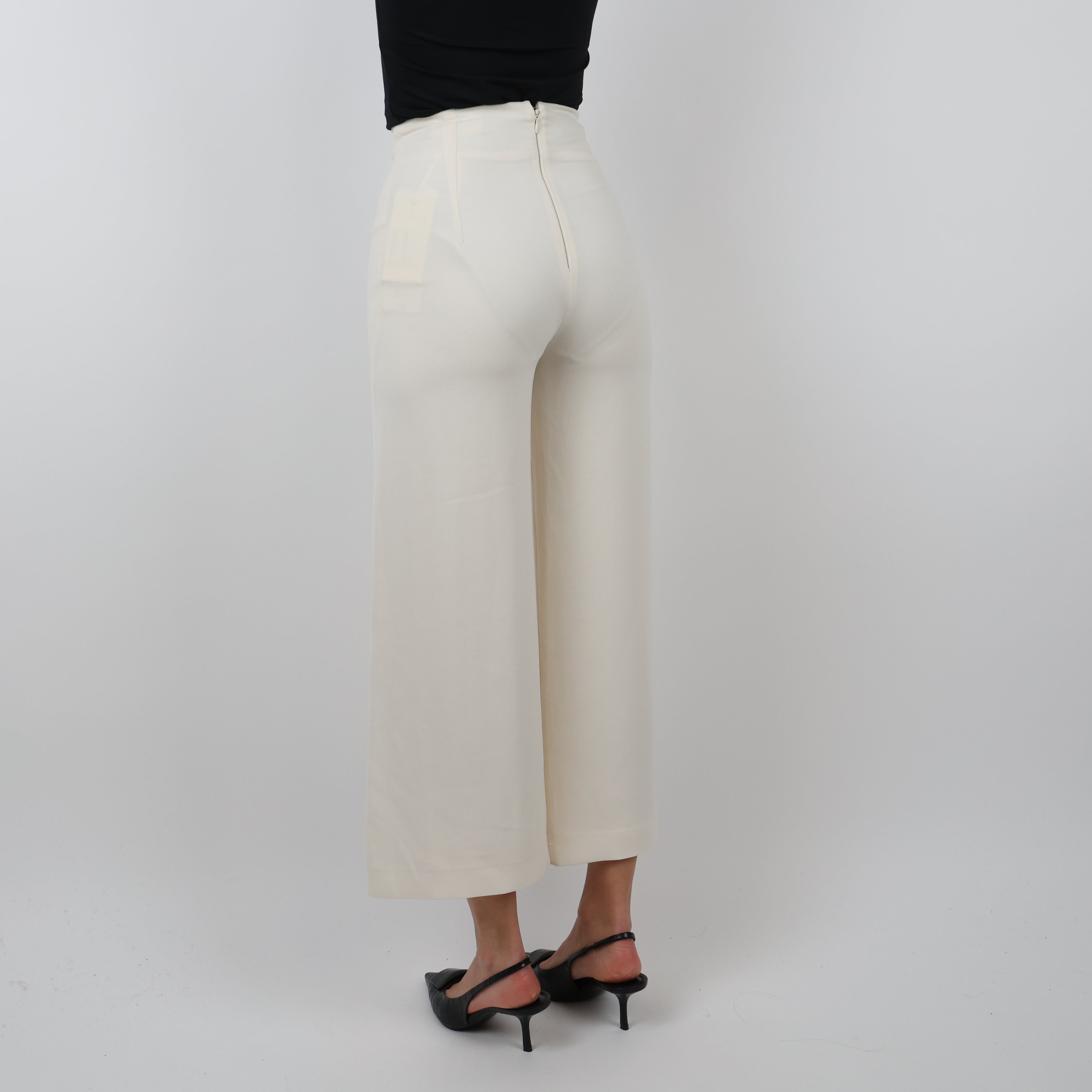 Trousers, UK Size 6