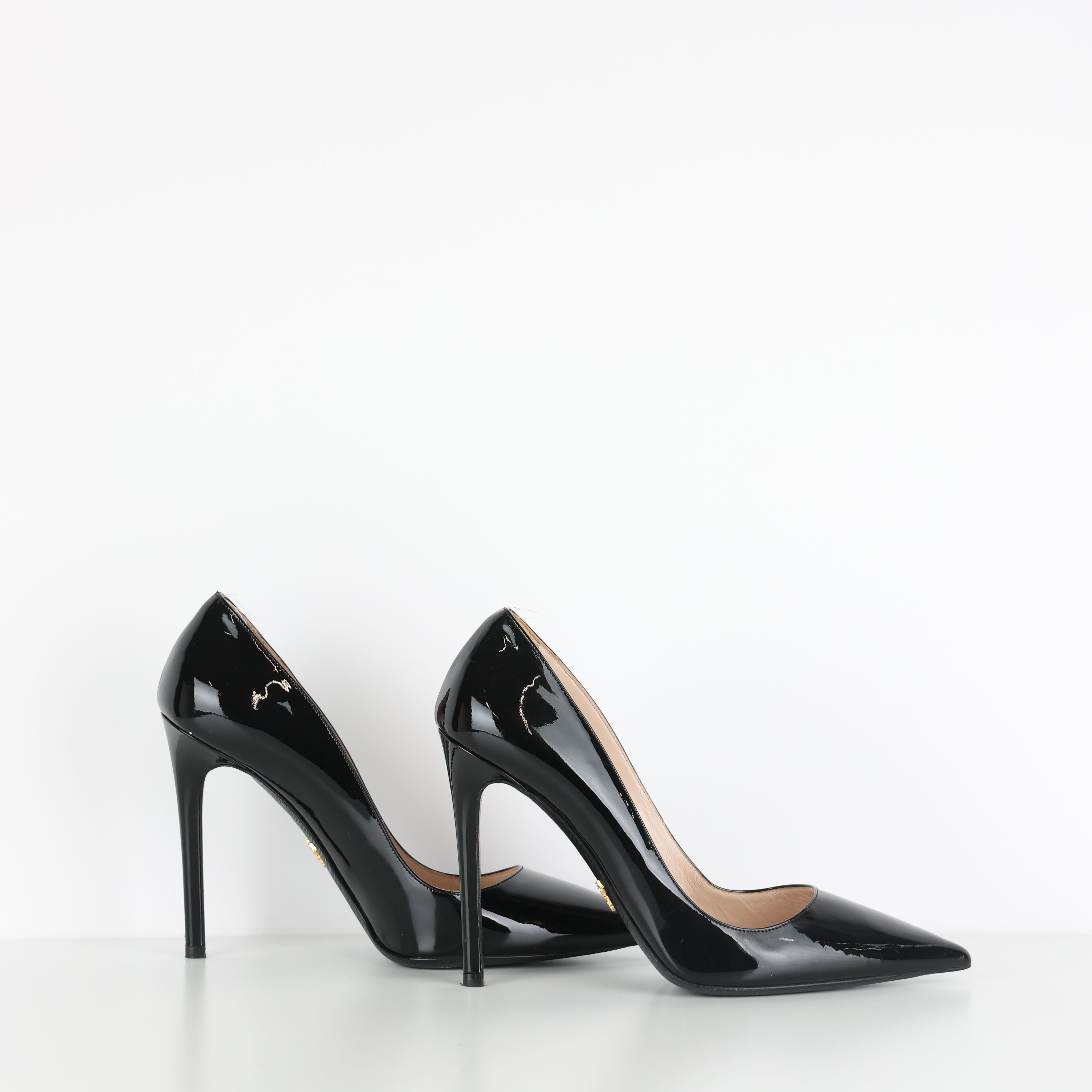 Heels , Shoe Size 39