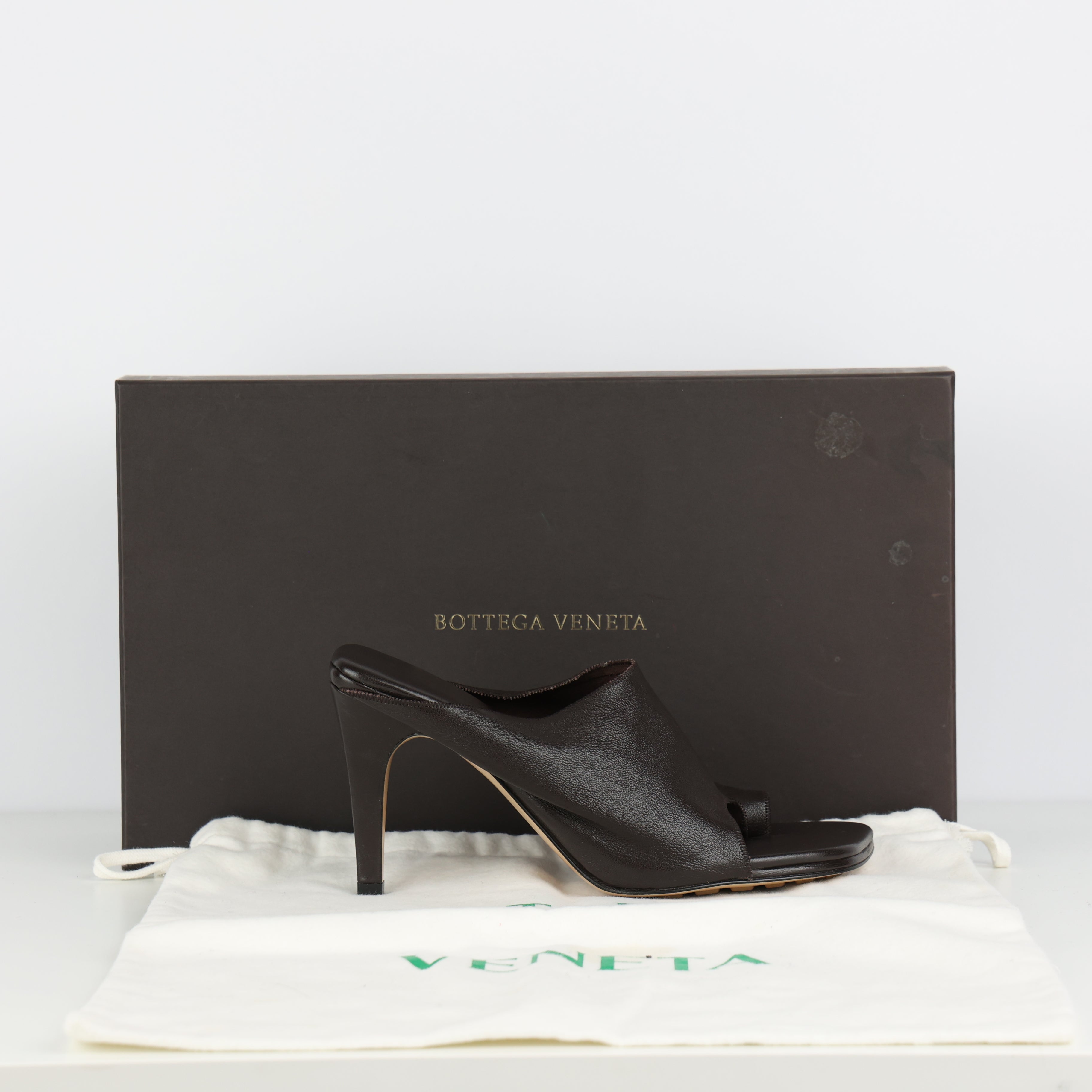 Heels , Shoe Size 37